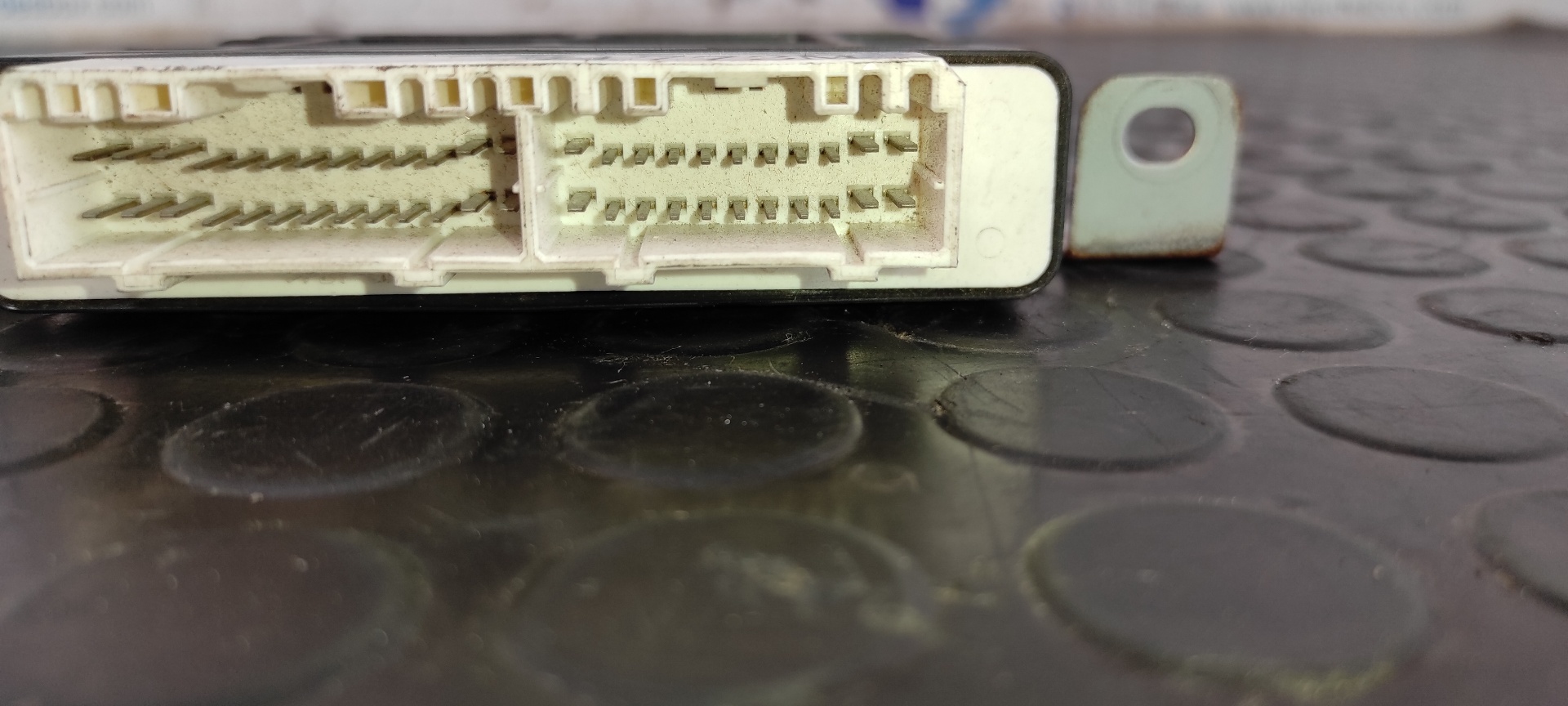 MODULO ELECTRONICO MITSUBISHI MONTERO (V60/V70) - vista 2