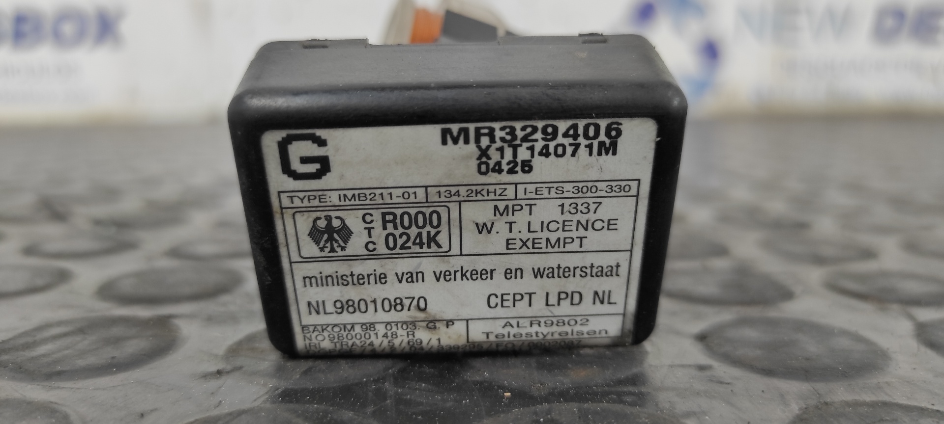 CONMUTADOR DE ARRANQUE MITSUBISHI MONTERO (V60/V70) - vista 4