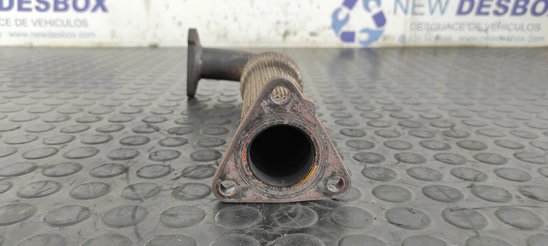 COLECTOR ESCAPE AUDI Q7 (4L) - vista 3