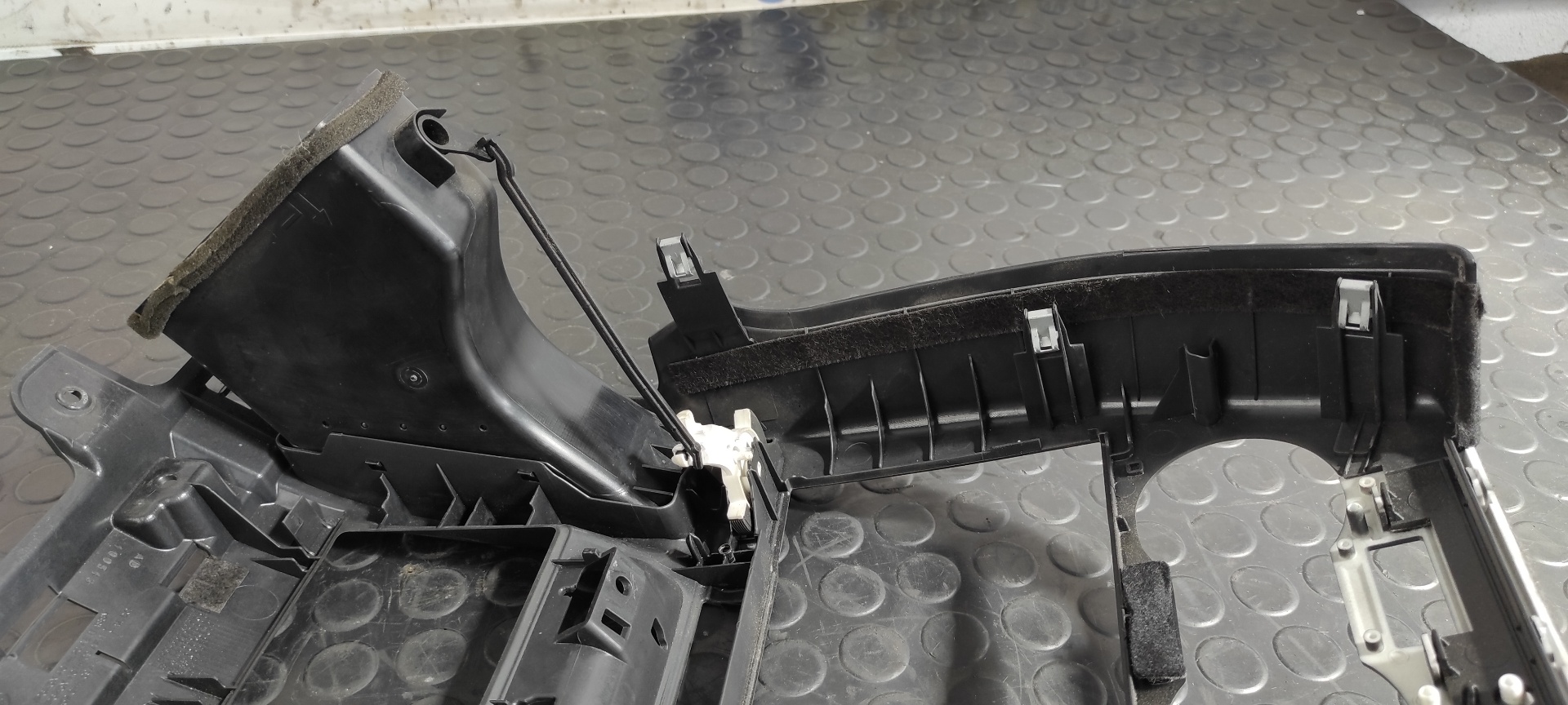 MOLDURA LAND ROVER FREELANDER (LR2) - vista 12