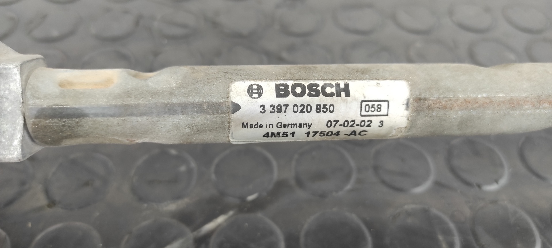 MOTOR LIMPIA DELANTERO FORD FOCUS BERLINA (CAP) - vista 4