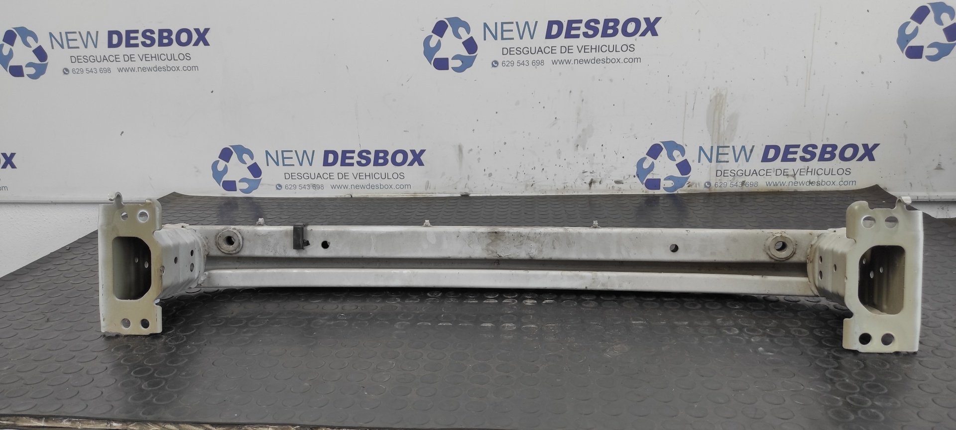 REFUERZO PARAGOLPES DELANTERO TOYOTA AURIS - vista 4