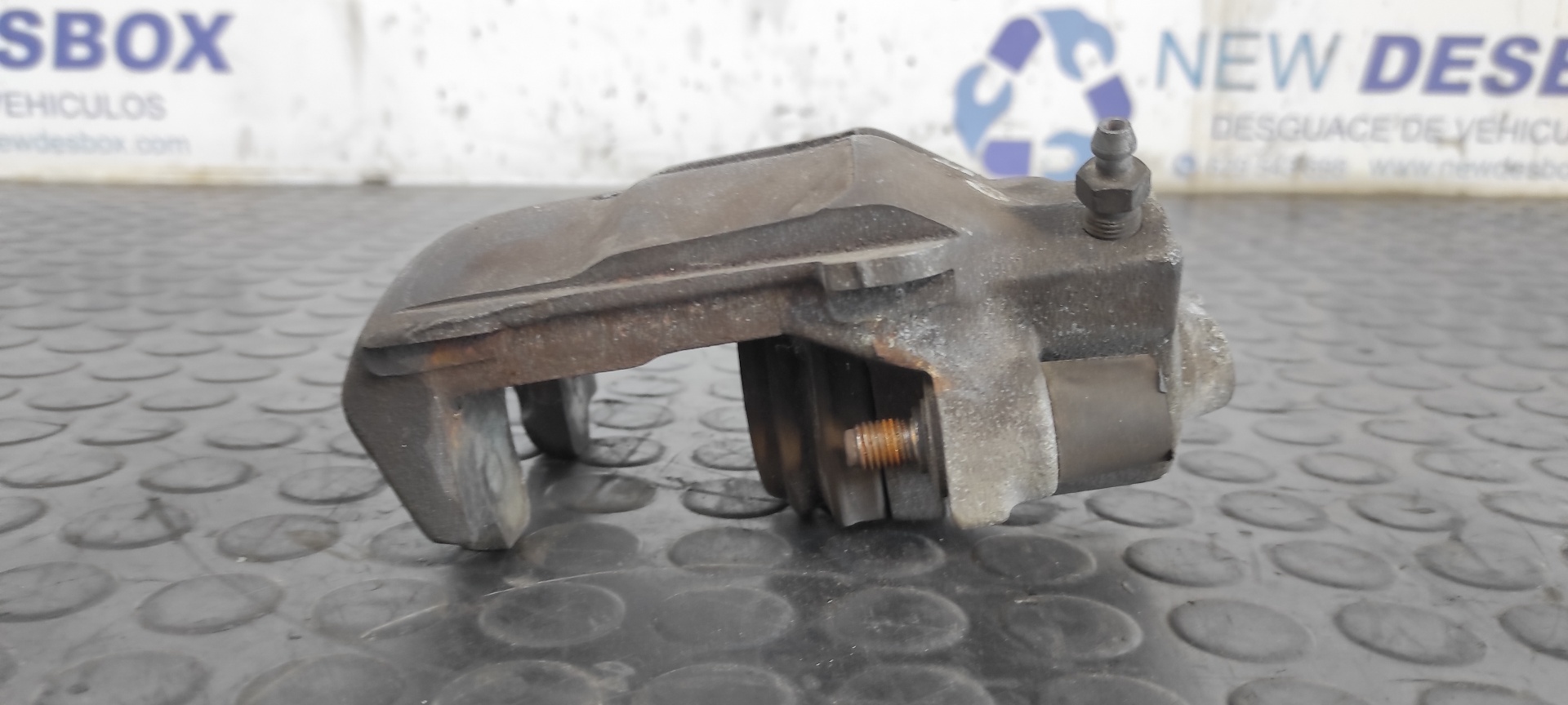 PINZA DE FRENO DELANTERA IZQUIERDA AUDI A3 (8P) - vista 2