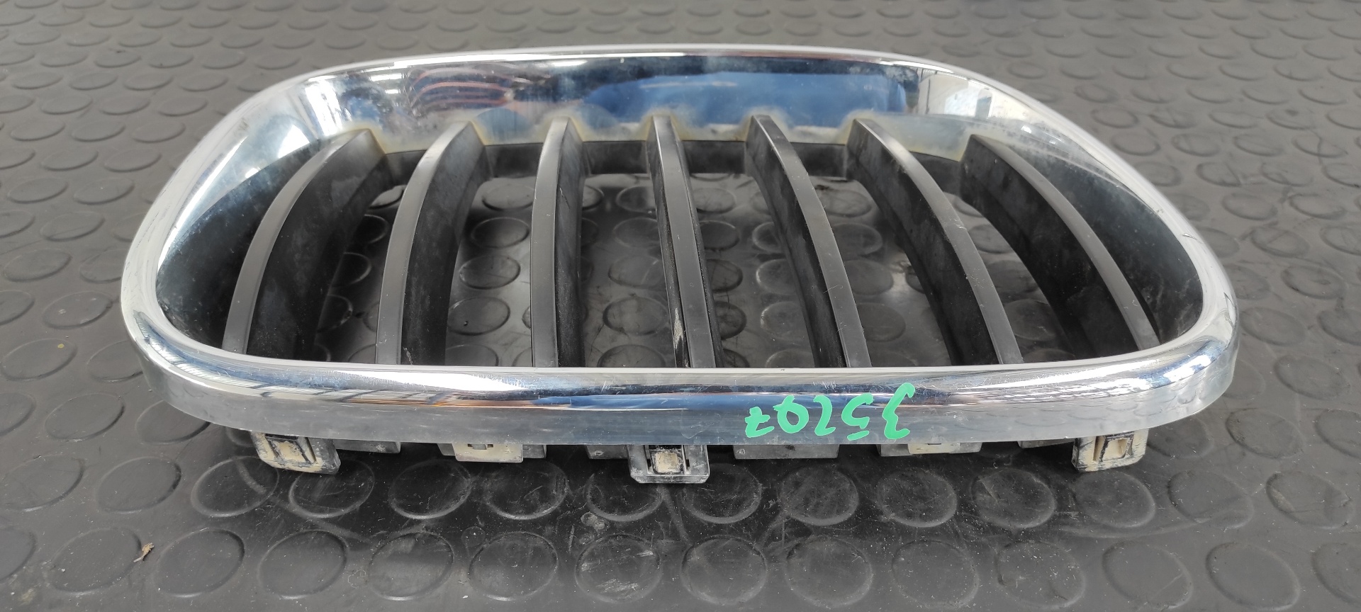 REJILLA DELANTERA BMW X3 (F25) - vista 3