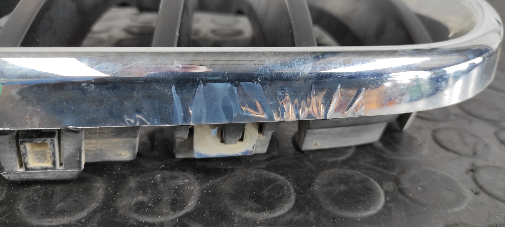 REJILLA DELANTERA BMW X3 (F25) - vista 3