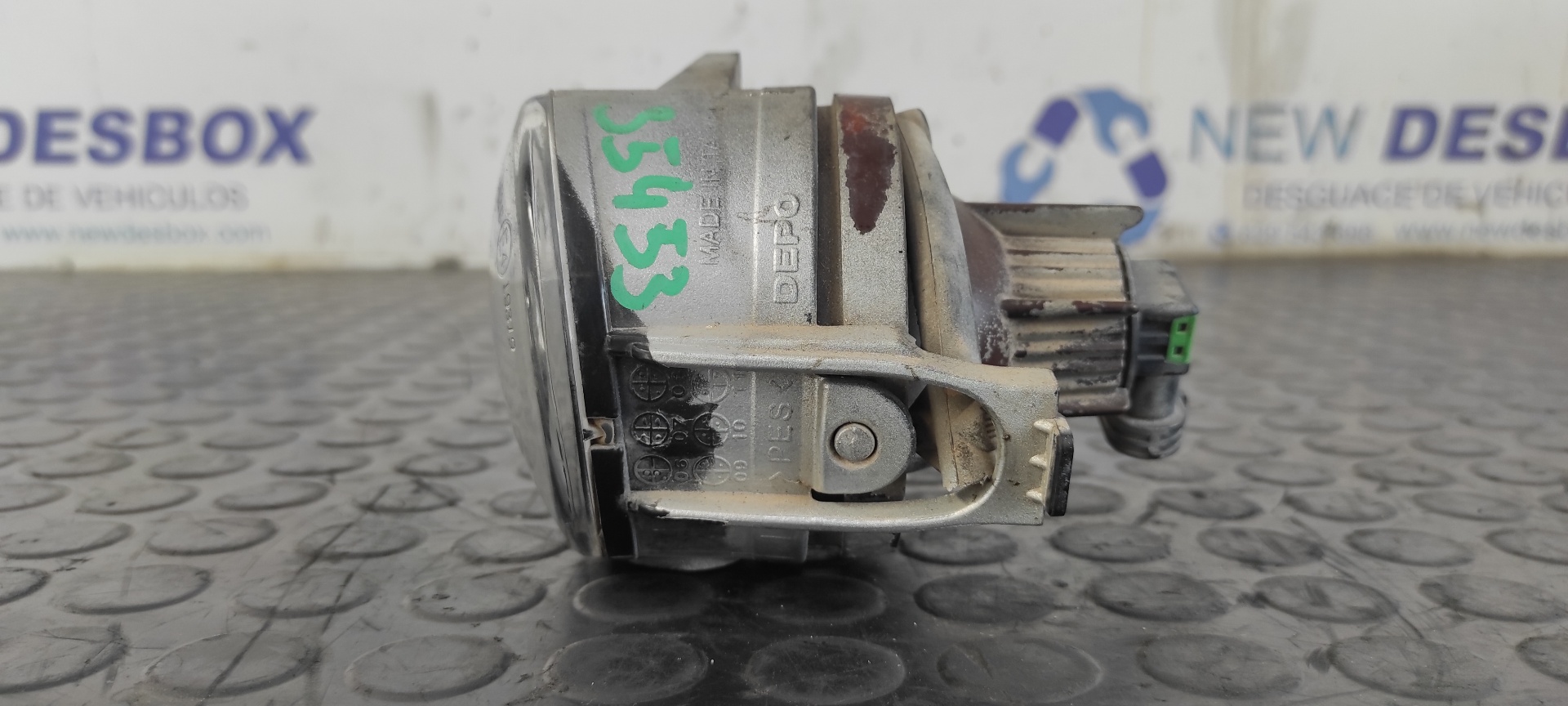 FARO ANTINIEBLA IZQUIERDO VOLKSWAGEN GOLF V BERLINA (1K1) - vista 3