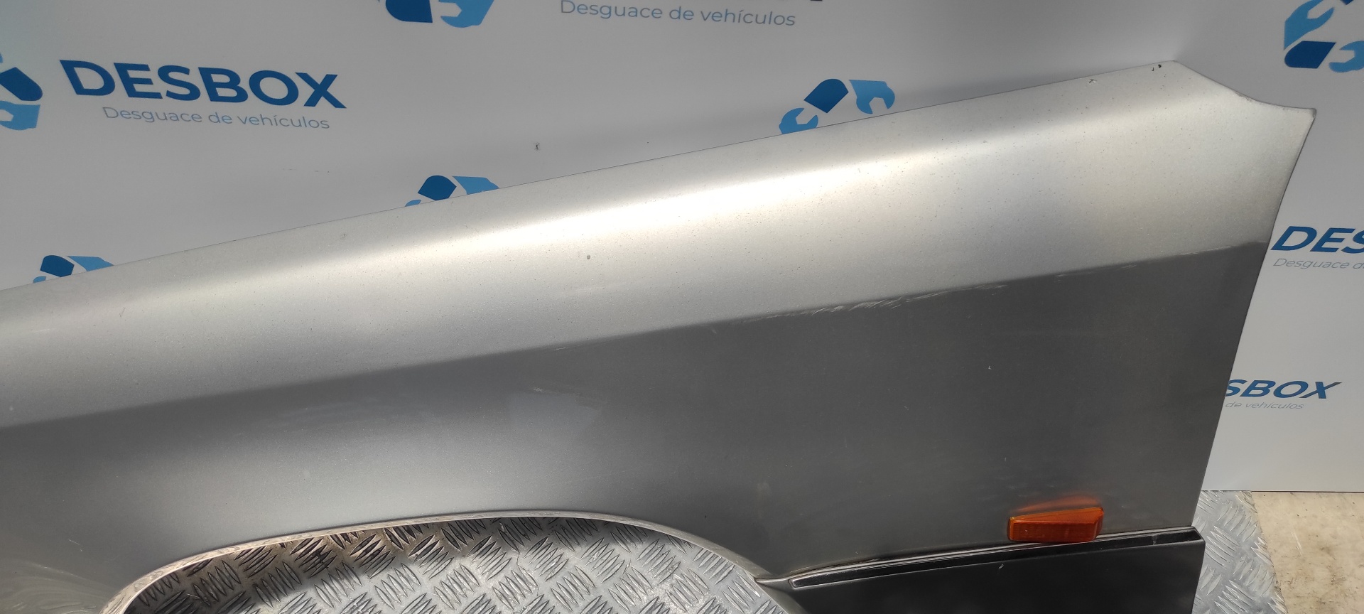 ALETA DELANTERA IZQUIERDA MERCEDES-BENZ CLASE E (W124) BERLINA - vista 5