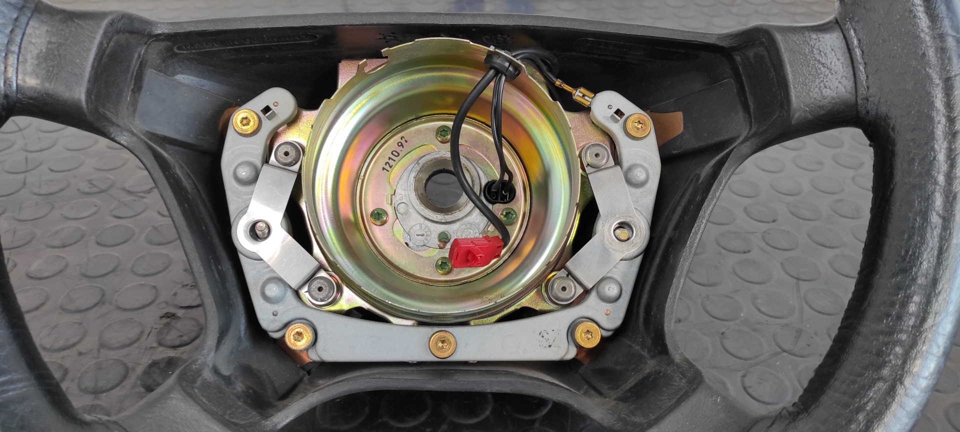 VOLANTE MERCEDES-BENZ CLASE E (W124) BERLINA - vista 11