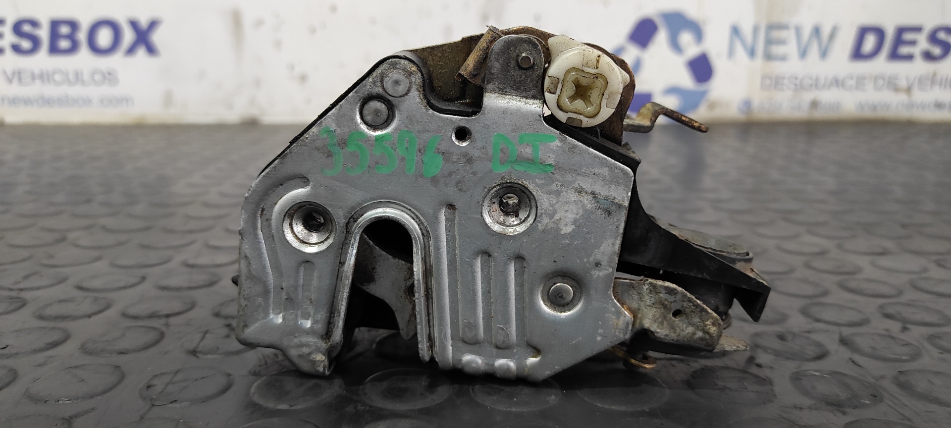 CERRADURA PUERTA DELANTERA IZQUIERDA MERCEDES-BENZ CLASE E (W124) BERLINA - vista 4