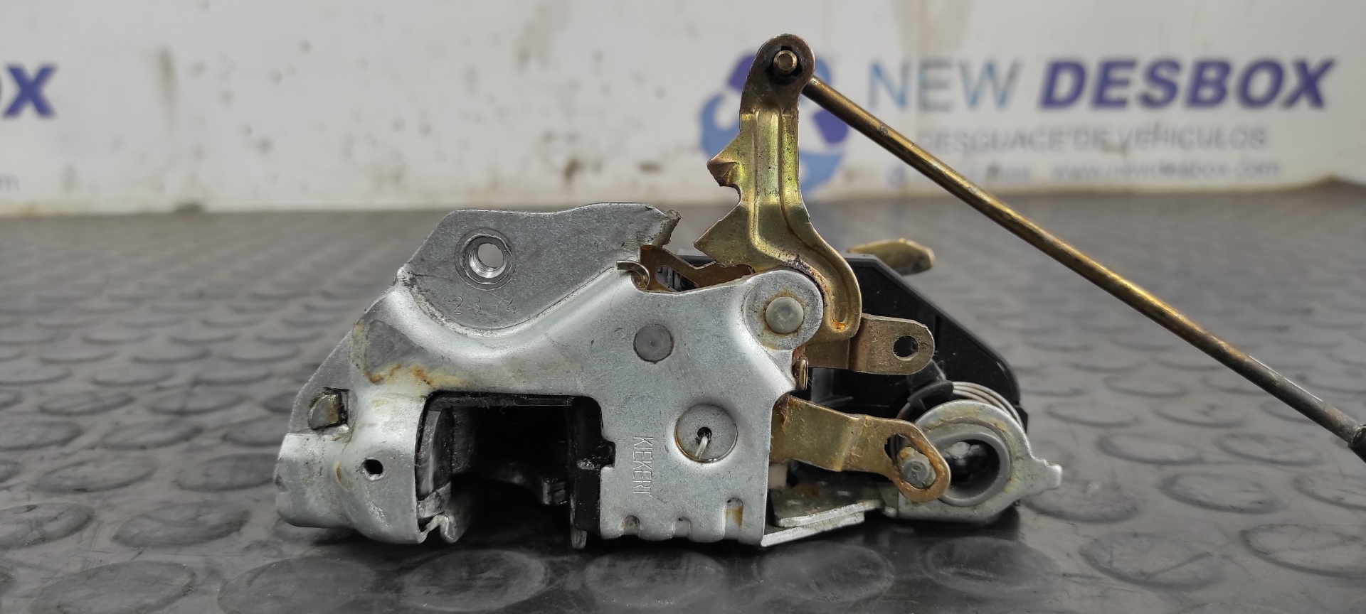 CERRADURA PUERTA DELANTERA DERECHA MERCEDES-BENZ CLASE E (W124) BERLINA - vista 6