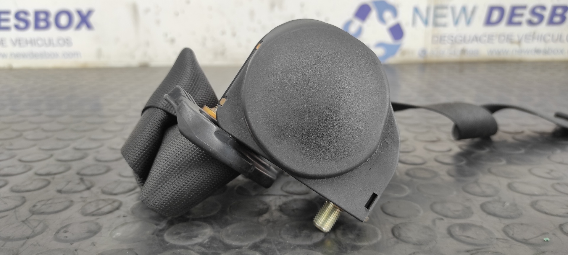 CINTURON TRASERO DERECHO MERCEDES-BENZ CLASE E (W124) BERLINA - vista 5