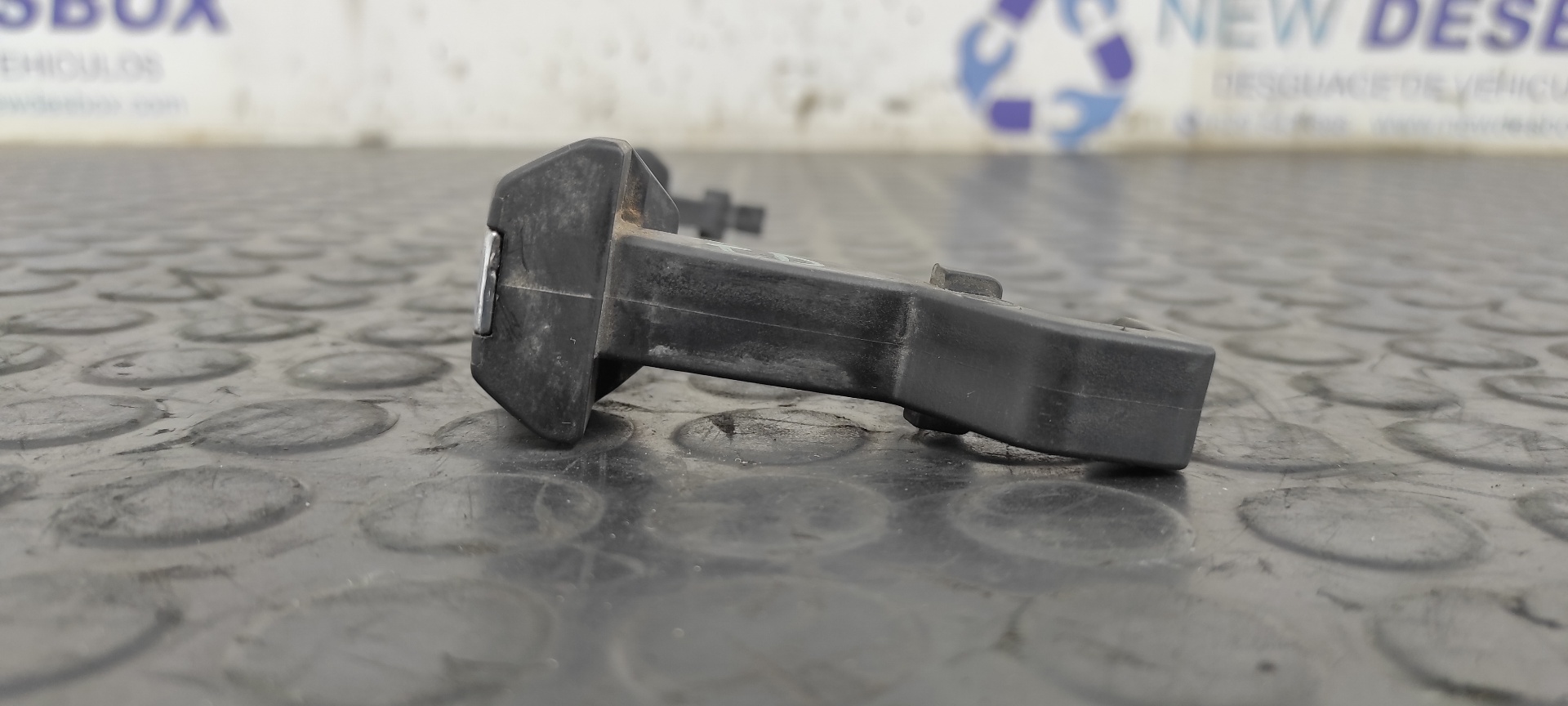 MANETA TRASERA DERECHA MERCEDES-BENZ CLASE E (W124) BERLINA - vista 4