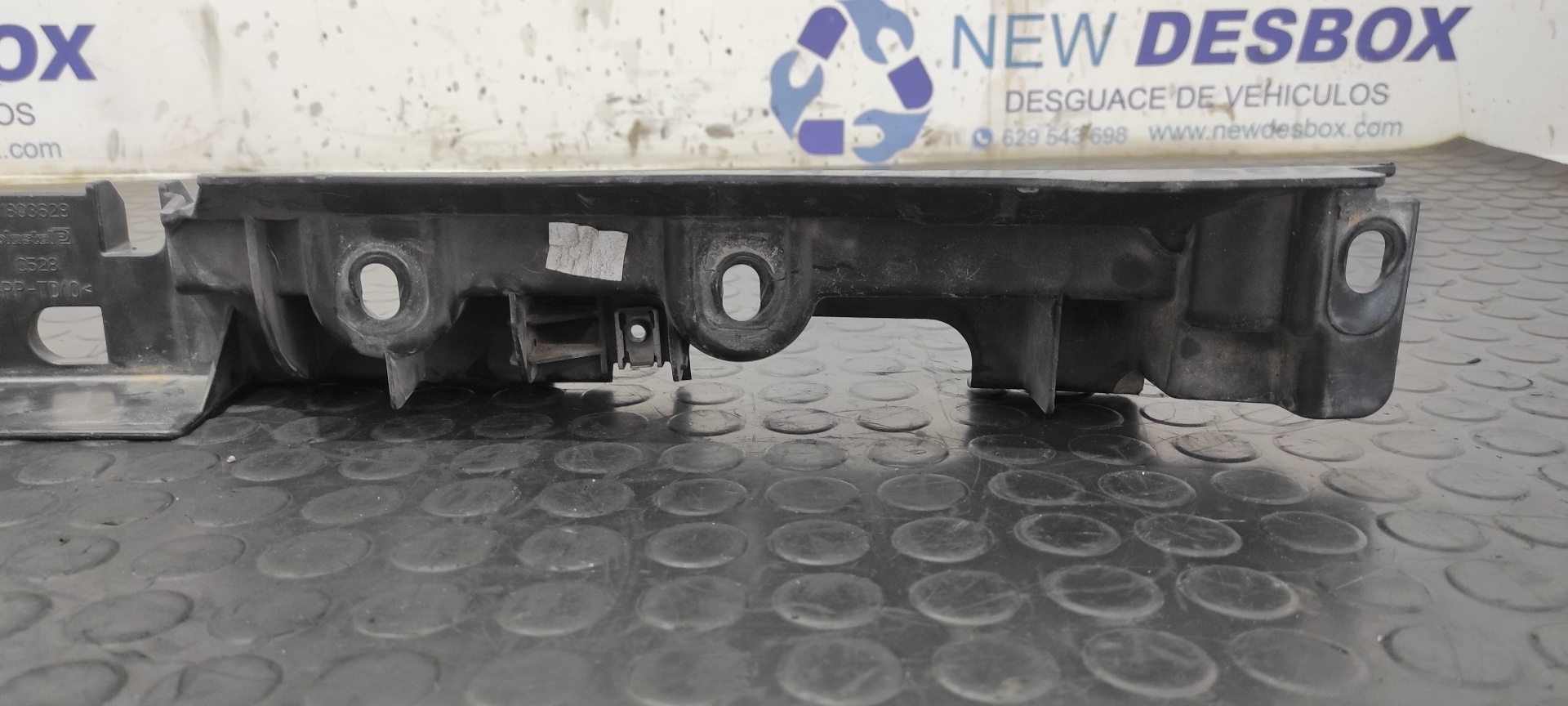 PANEL FRONTAL FORD KA (CCU) - vista 3