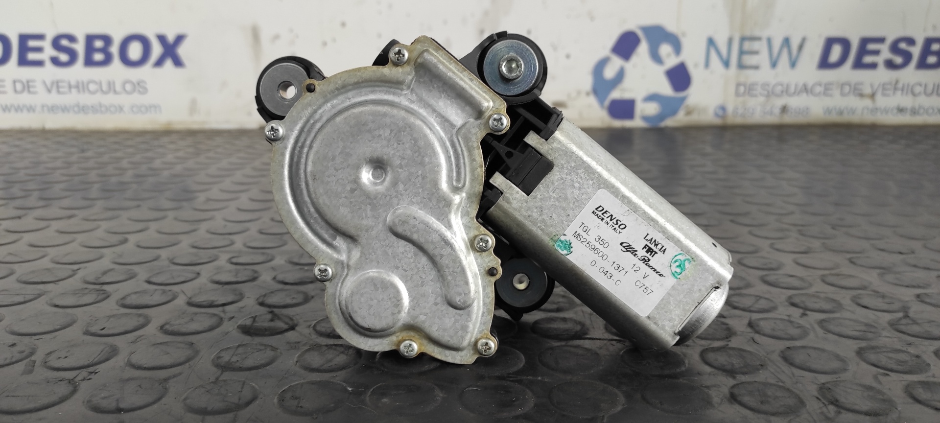 MOTOR LIMPIA TRASERO FORD KA (CCU) - vista 4