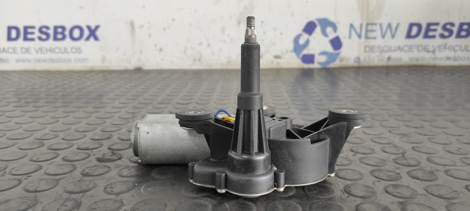 MOTOR LIMPIA TRASERO FORD KA (CCU) - vista 5