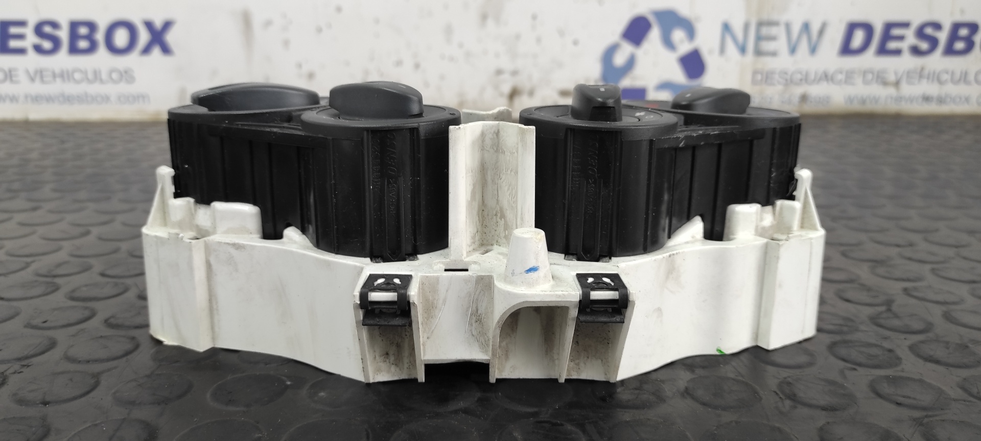 MANDO CALEFACCION / AIRE ACONDICIONADO FORD KA (CCU) - vista 3