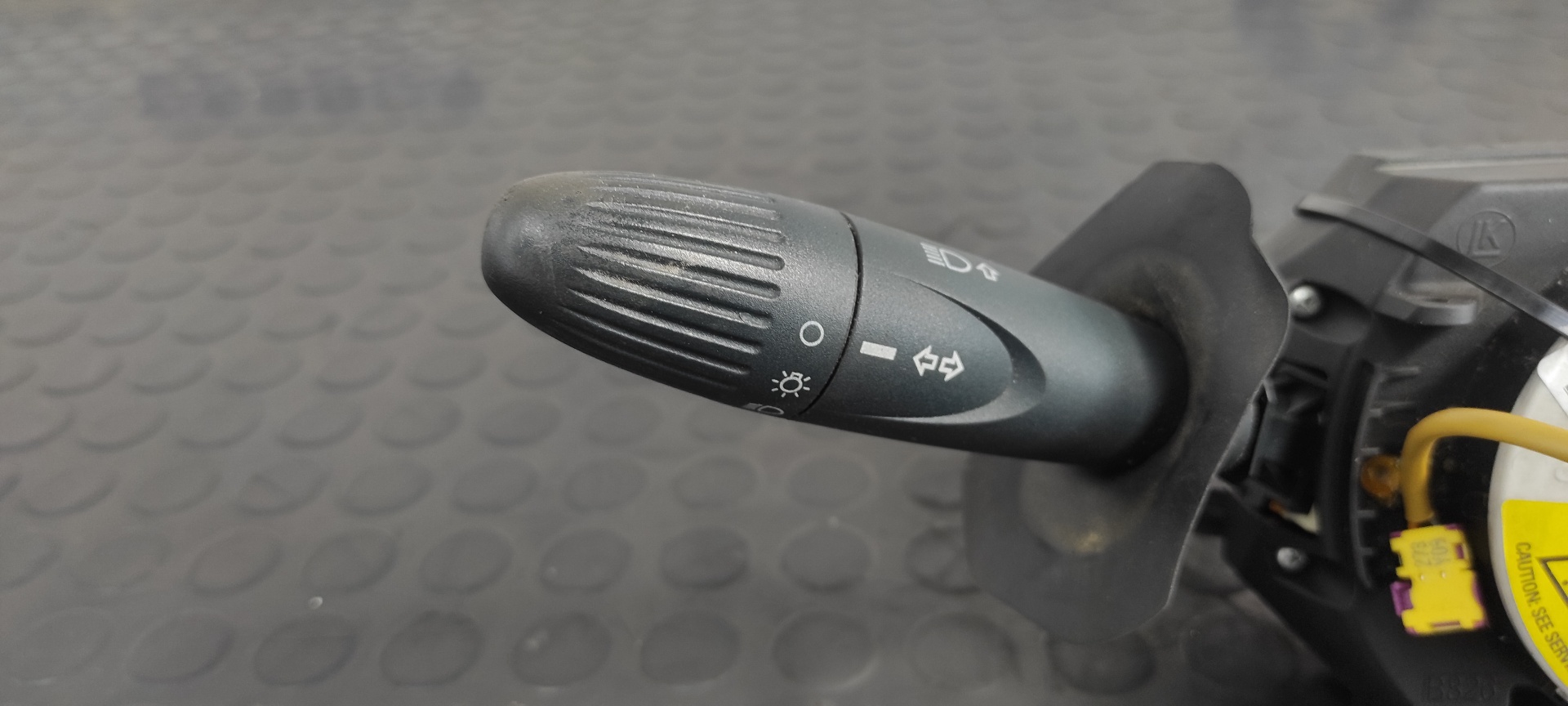 MANDO MULTIFUNCION FORD KA (CCU) - vista 11