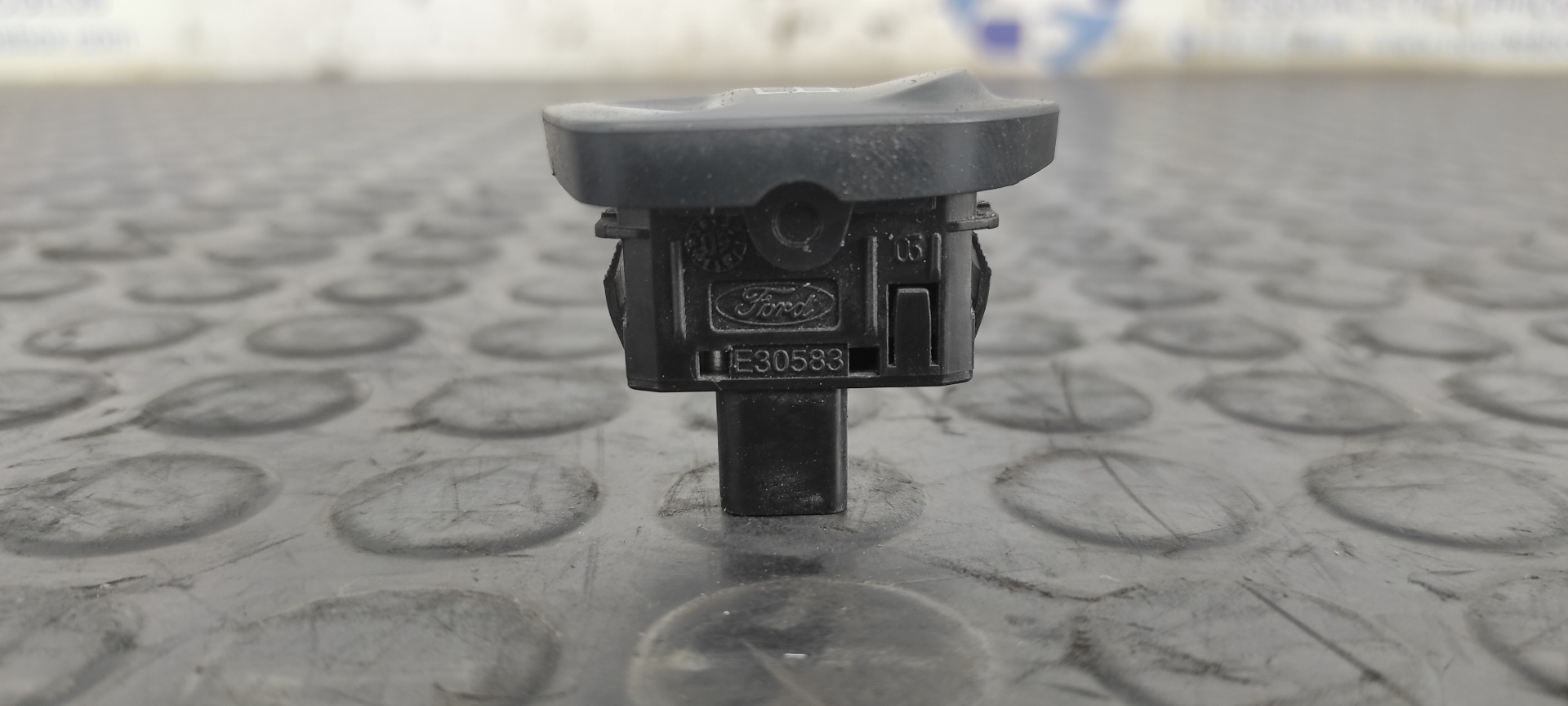 MANDO ELEVALUNAS DELANTERO IZQUIERDO FORD KA (CCU) - vista 3