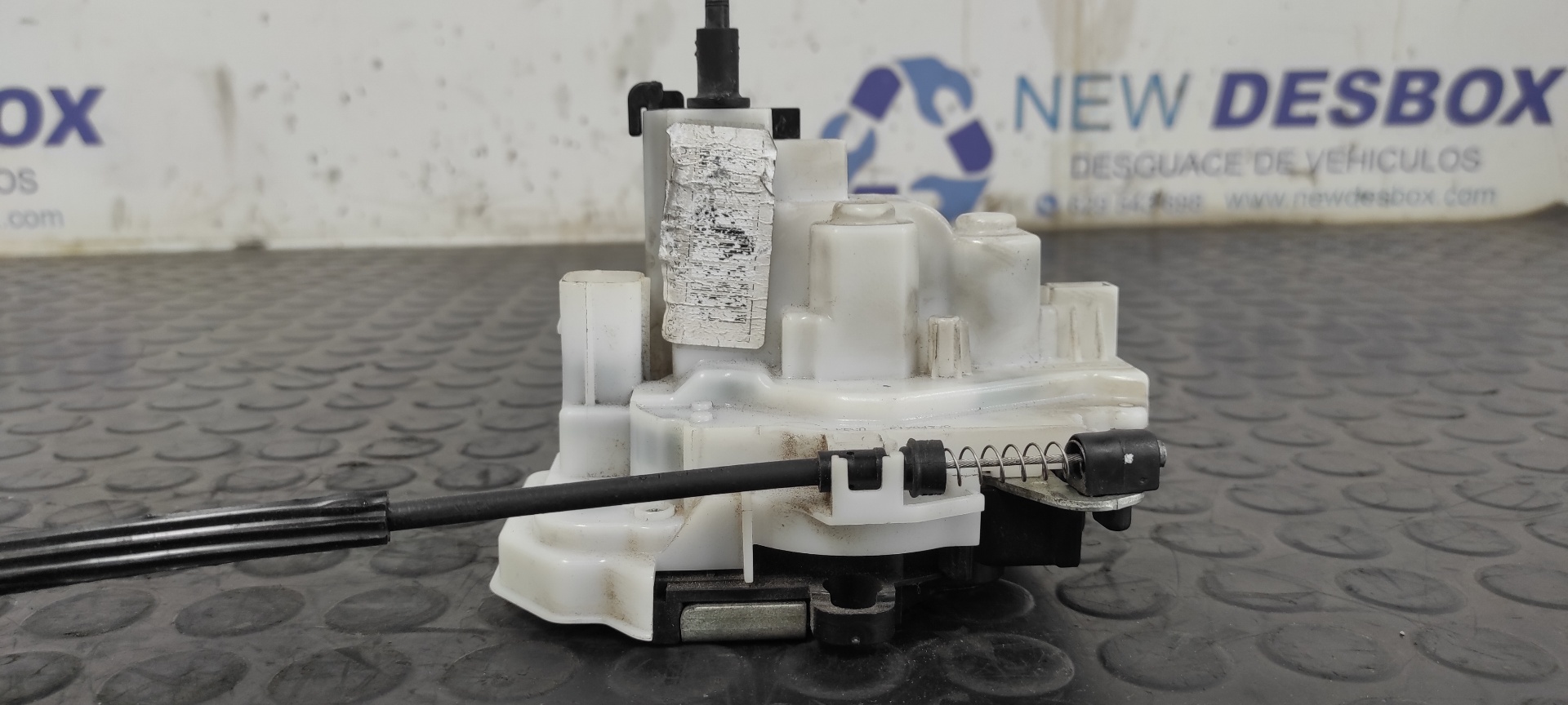 CERRADURA PUERTA DELANTERA DERECHA FORD KA (CCU)