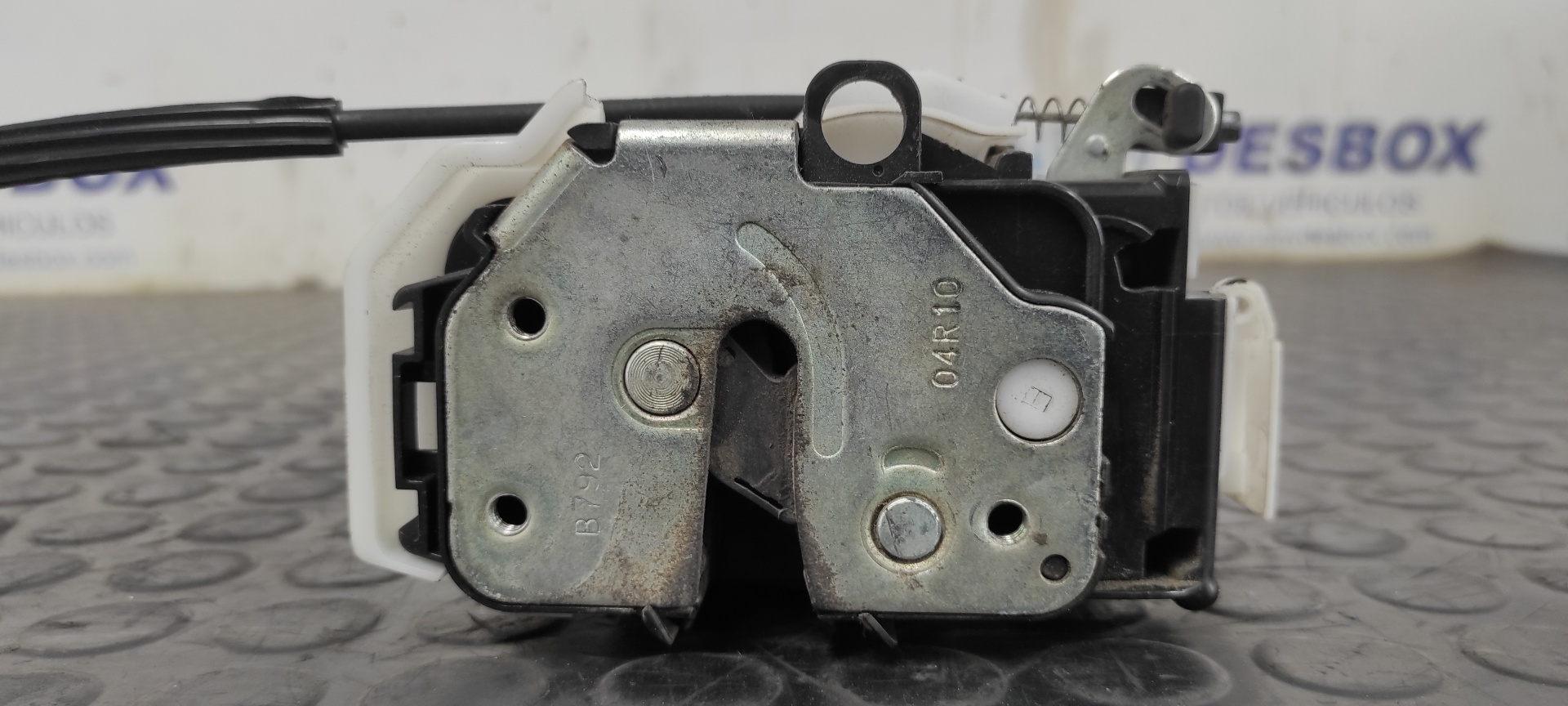 CERRADURA PUERTA DELANTERA DERECHA FORD KA (CCU) - vista 9