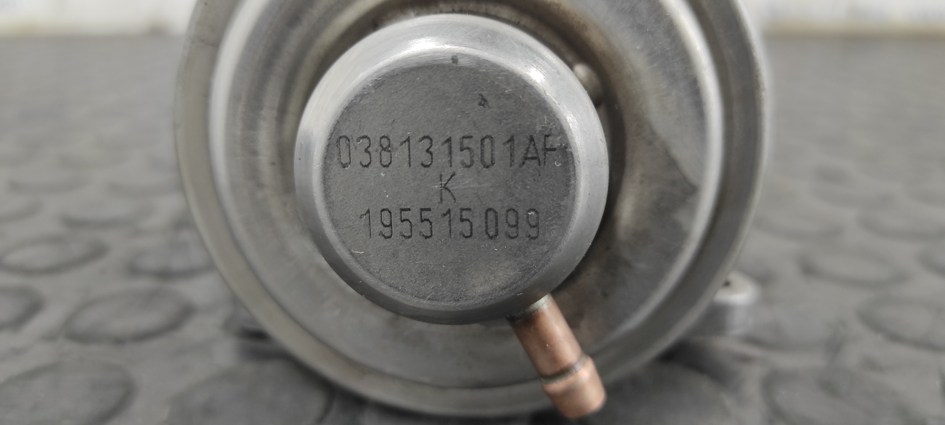 VALVULA EGR VOLKSWAGEN GOLF V BERLINA (1K1) - vista 4