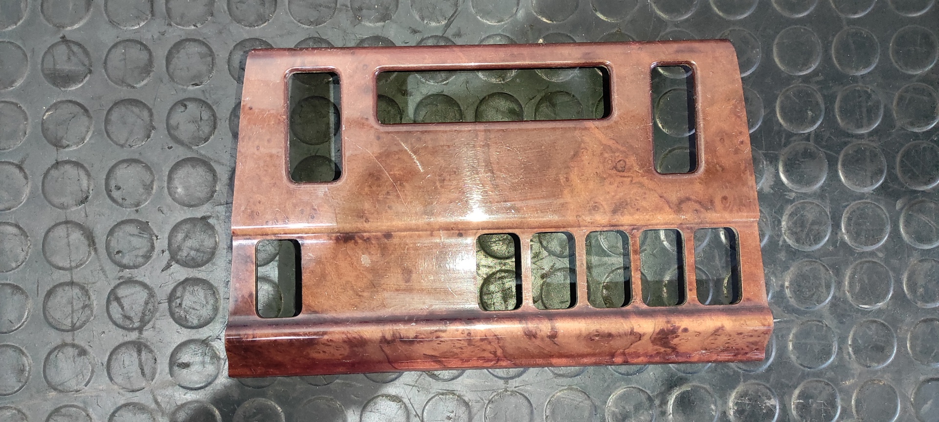 MOLDURA MERCEDES-BENZ CLASE E (W124) BERLINA