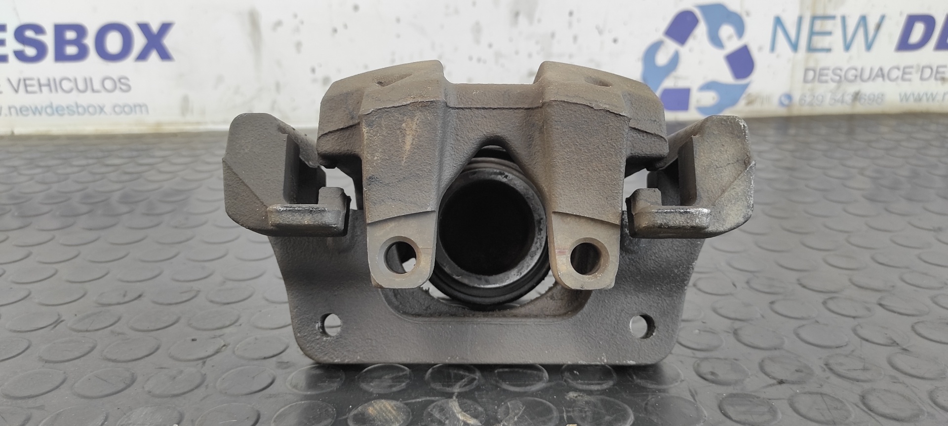 PINZA DE FRENO DELANTERA DERECHA BMW X3 (F25) - vista 3