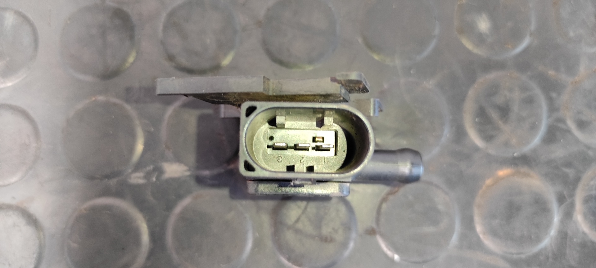 SENSOR PRESION BMW X3 (F25) - vista 2