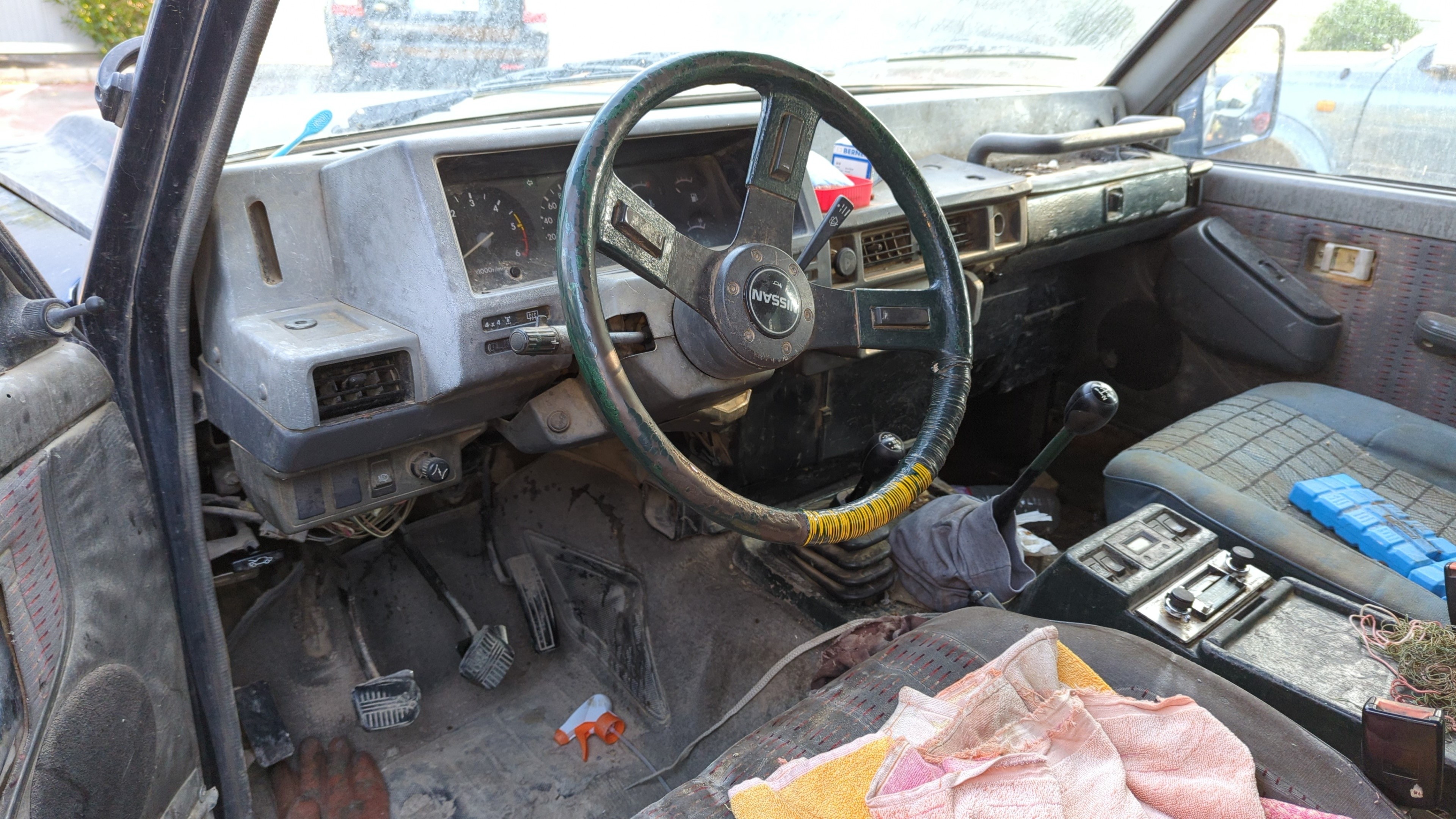 MANGUETA DELANTERA IZQUIERDA NISSAN PATROL (K/W160) - vista 9