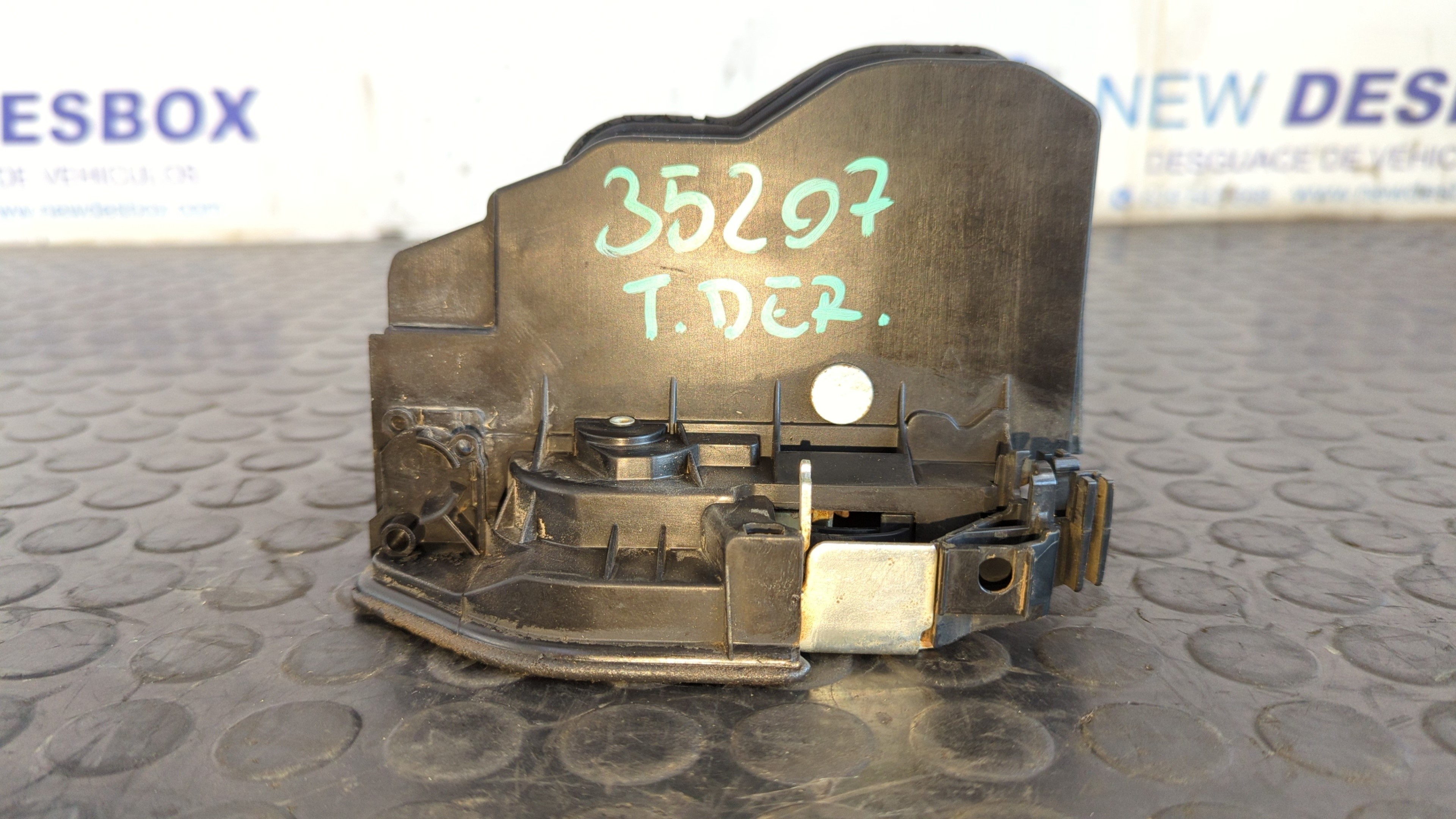 CERRADURA PUERTA TRASERA DERECHA BMW X3 (F25)