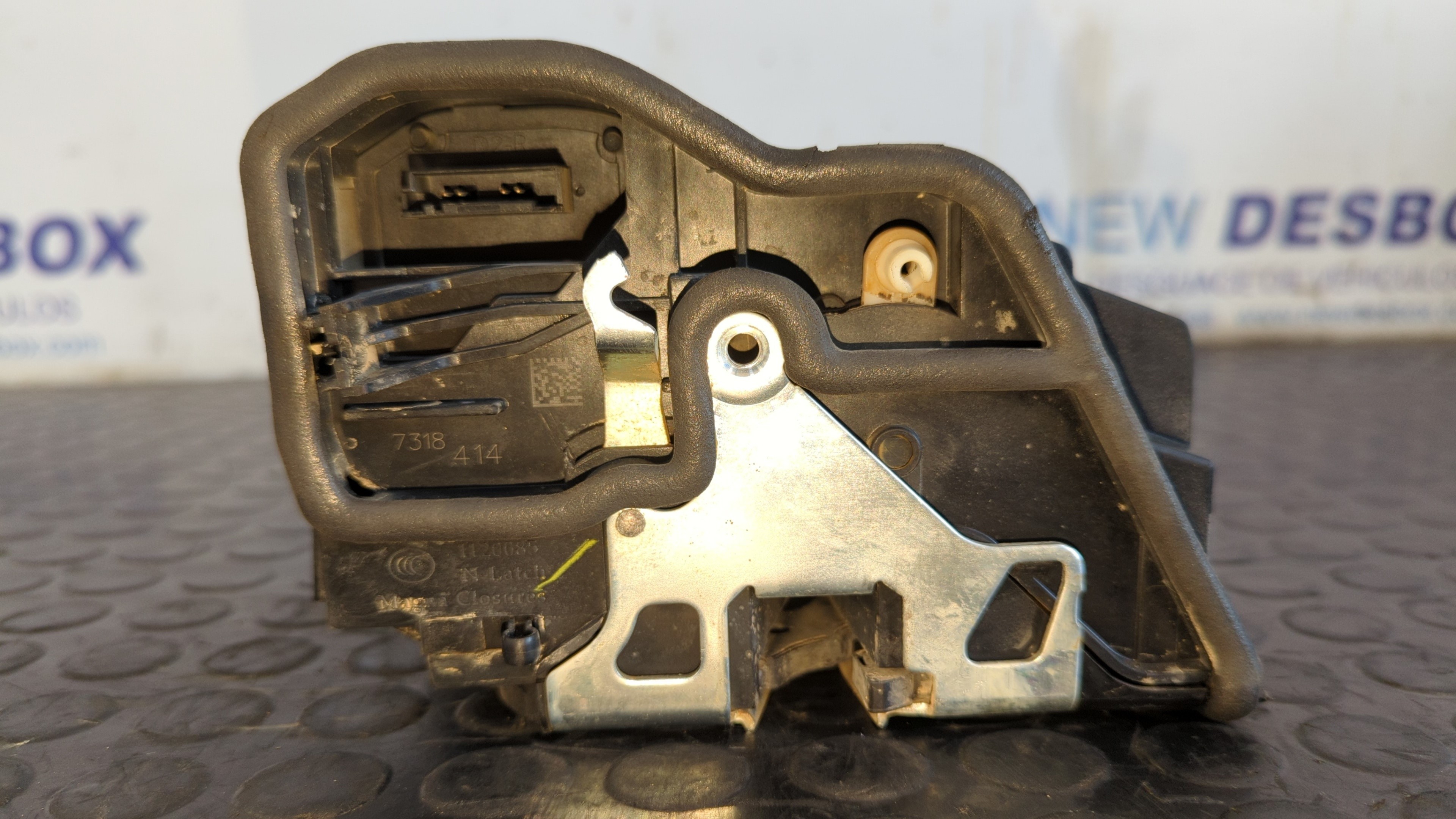 CERRADURA PUERTA TRASERA DERECHA BMW X3 (F25) - vista 3