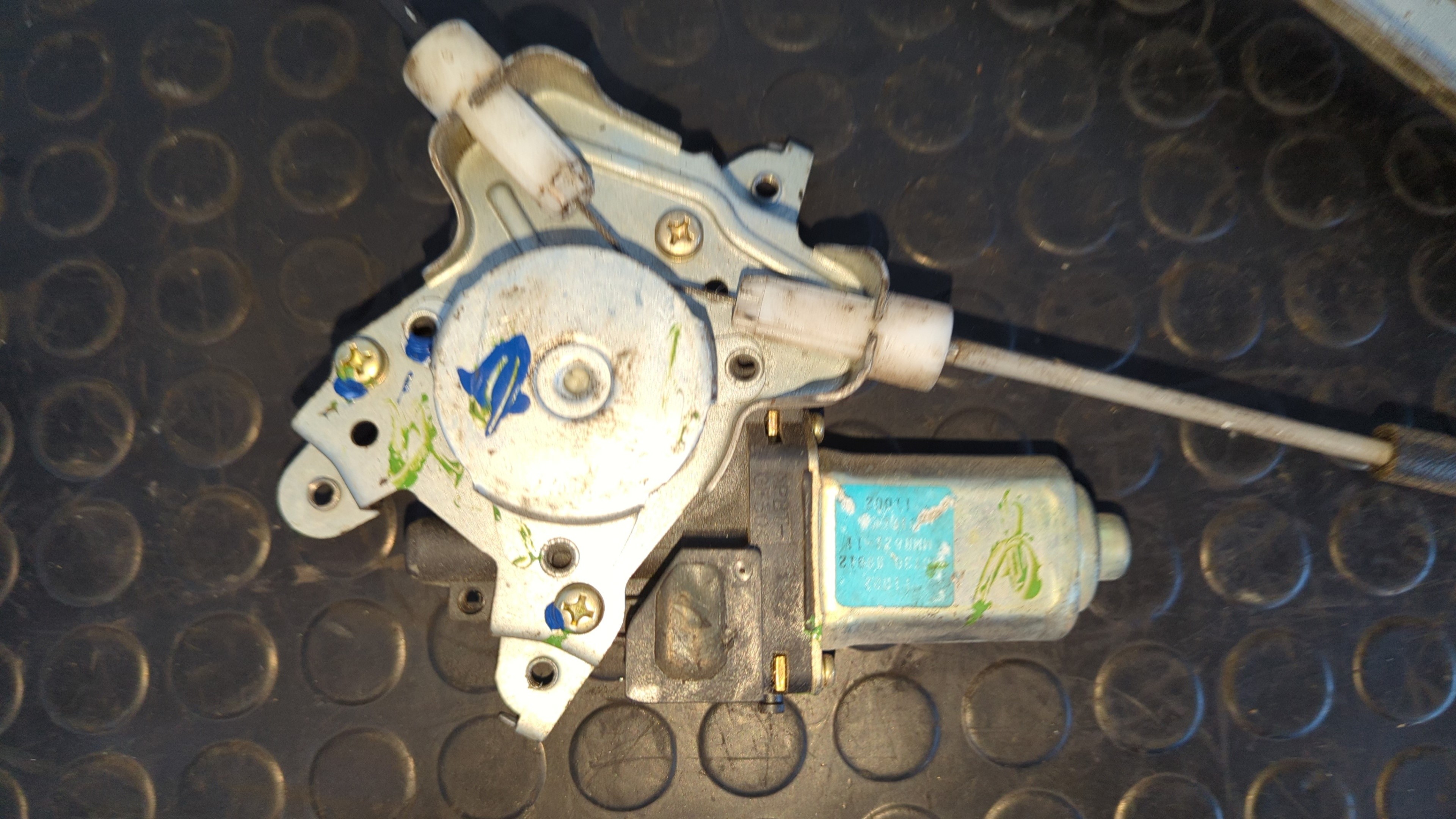 ELEVALUNAS DELANTERO DERECHO NISSAN X-TRAIL (T30) - vista 6