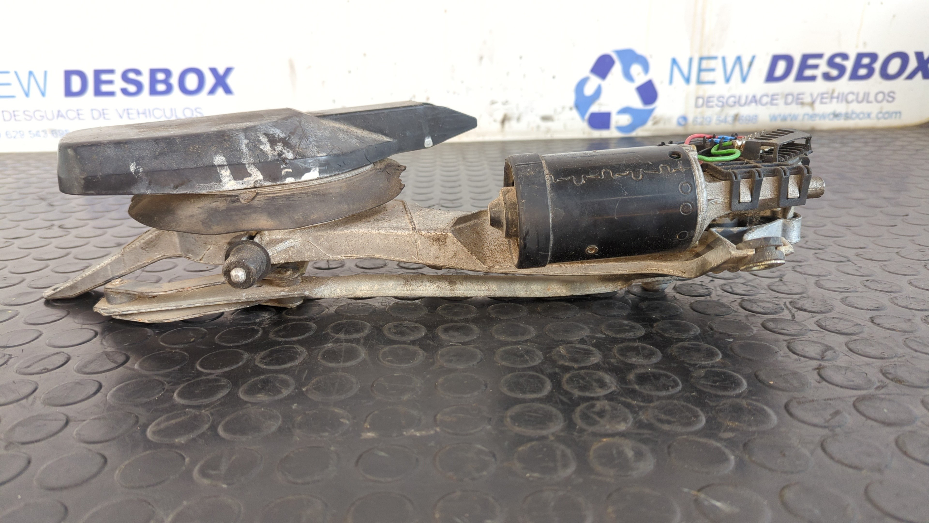 MOTOR LIMPIA DELANTERO MERCEDES-BENZ CLASE E (W210) BERLINA DIESEL - vista 4