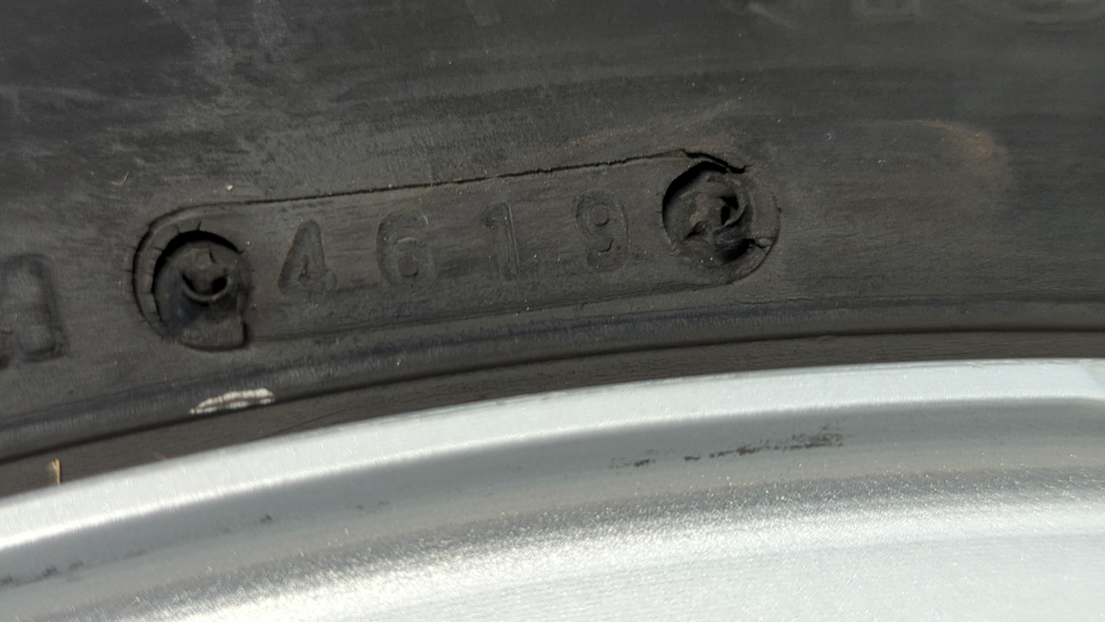 LLANTA SUZUKI AN 400 / BURGMAN - vista 6