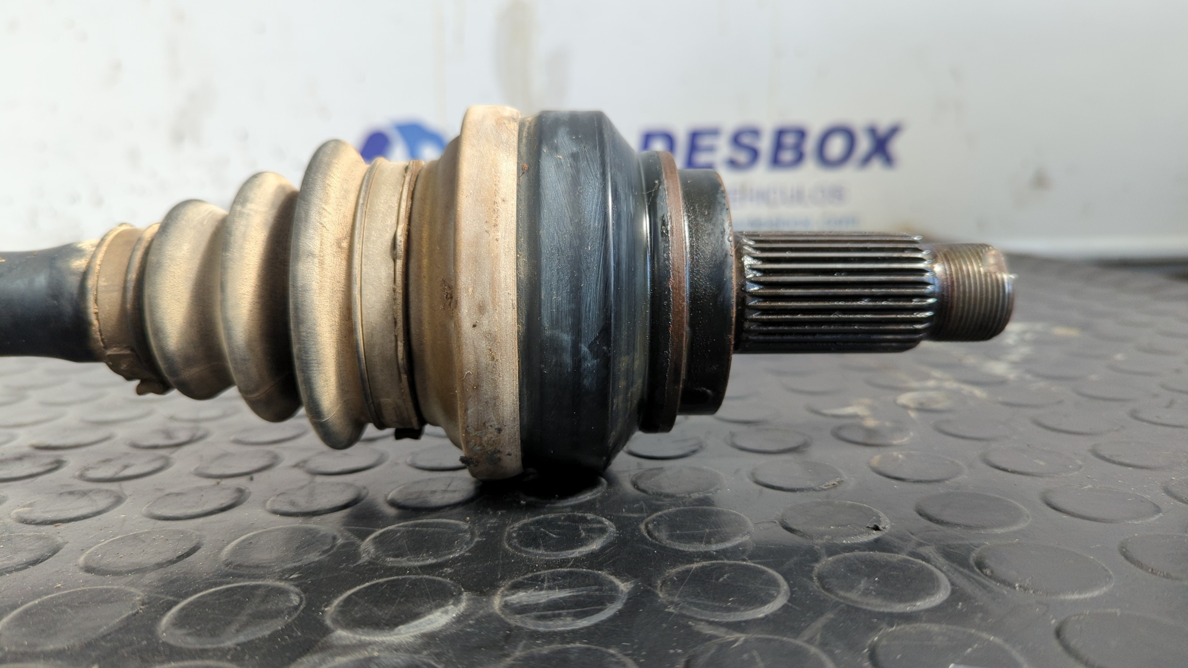 TRANSMISION TRASERA IZQUIERDA BMW X3 (F25) - vista 3