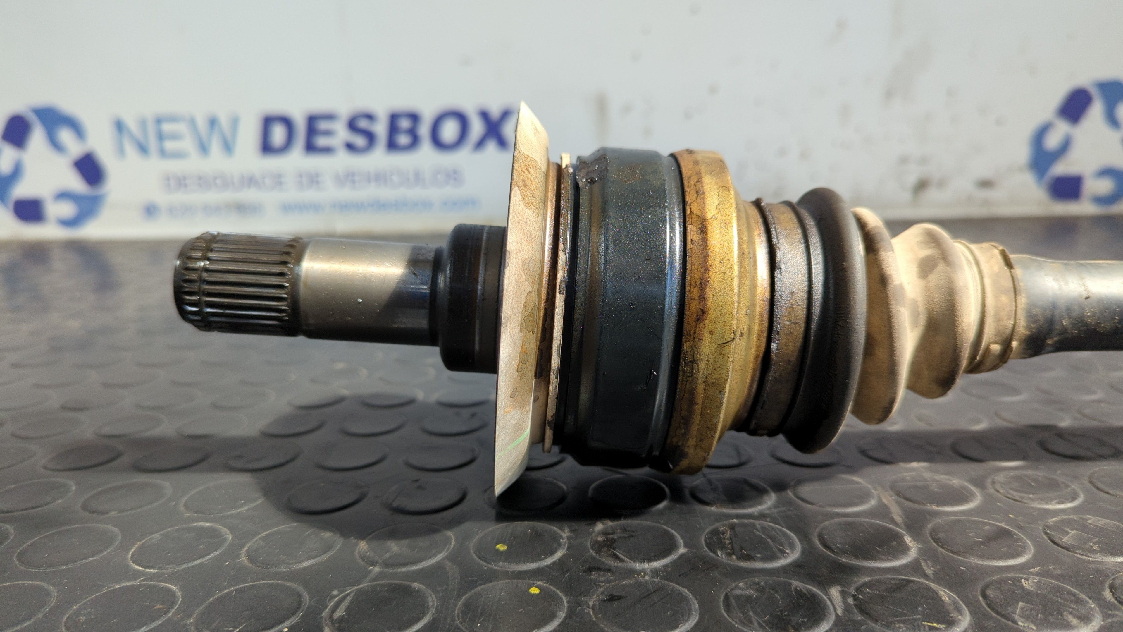 TRANSMISION TRASERA DERECHA BMW X3 (F25) - vista 4