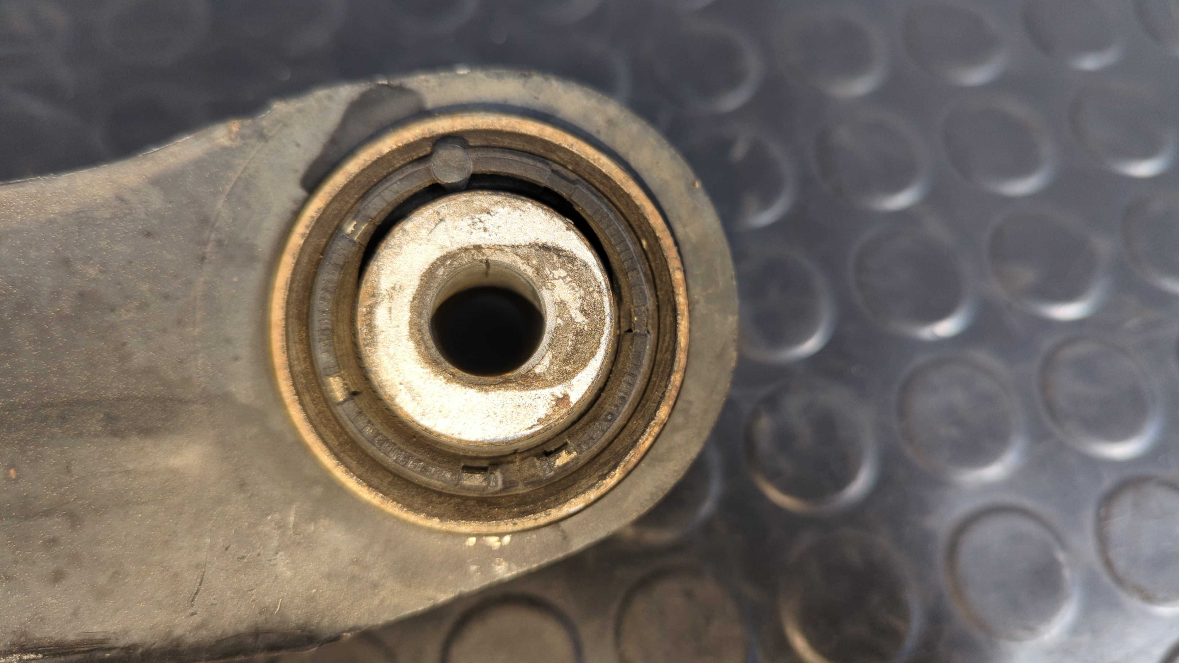 BRAZO IZQUIERDO INFERIOR TRASERO BMW X3 (F25) - vista 6