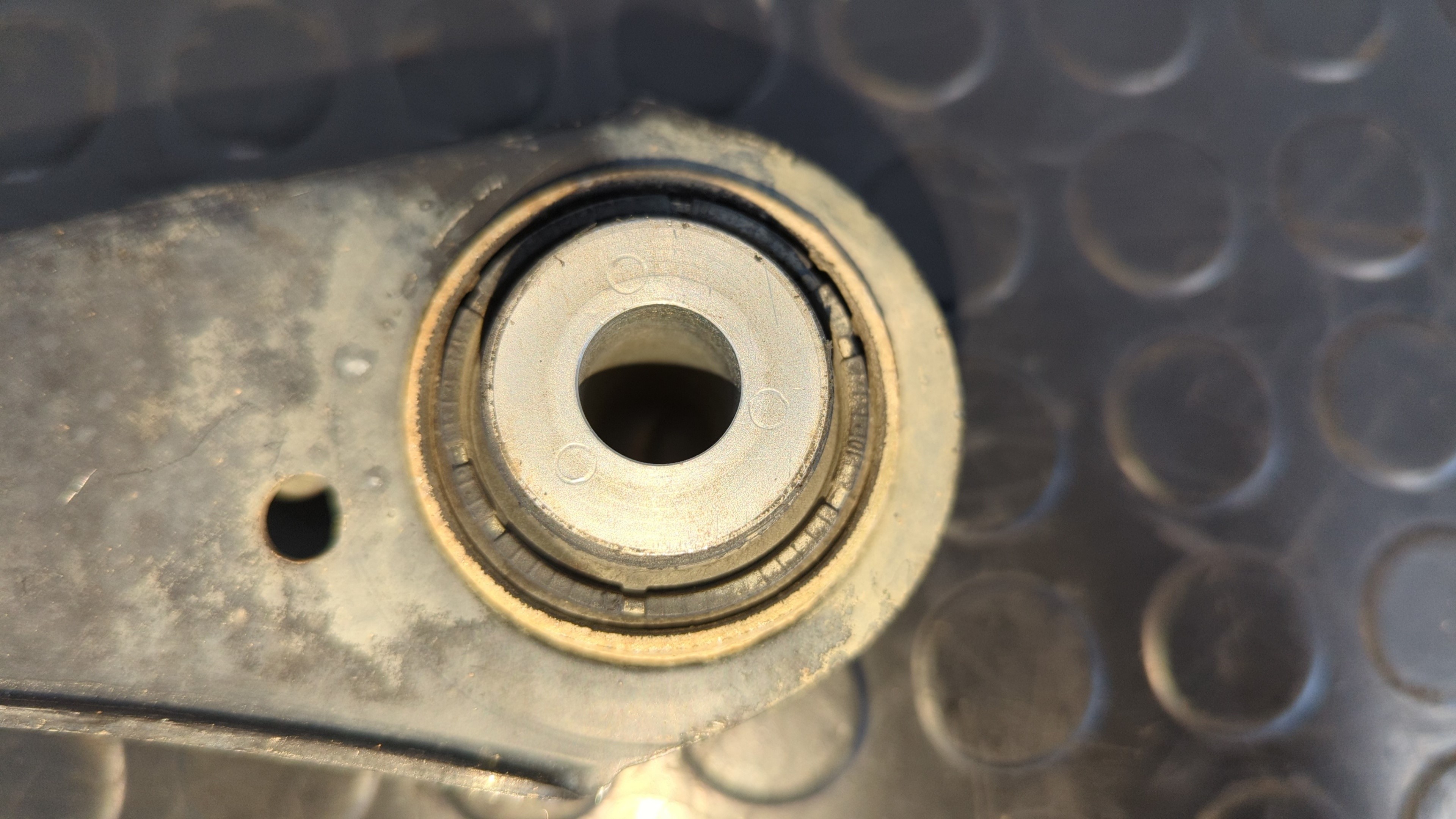 BRAZO DERECHO INFERIOR TRASERO  BMW X3 (F25) - vista 2