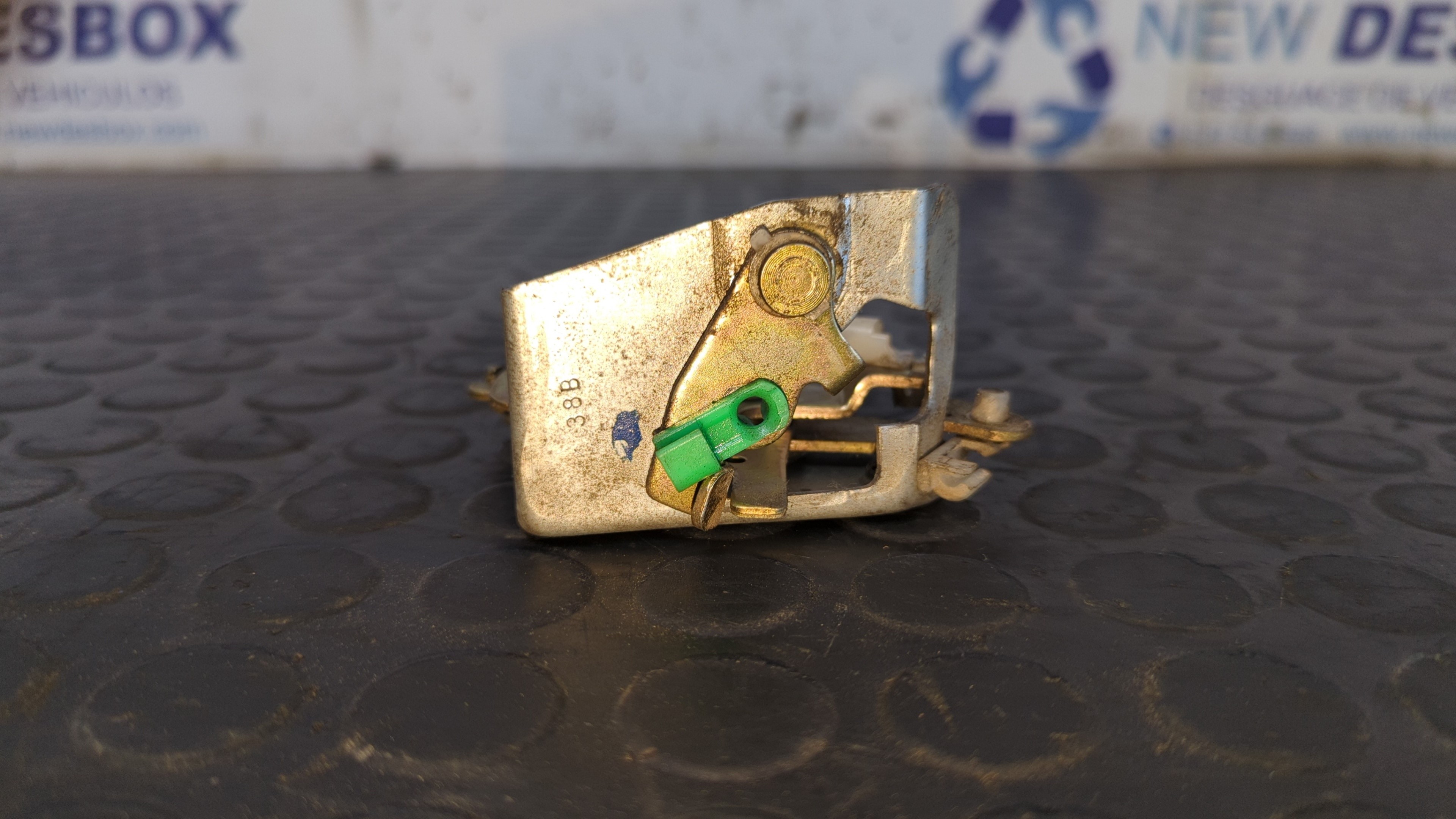 CERRADURA MALETERO / PORTON SUZUKI GRAND VITARA 3 PUERTAS SQ (GT) - vista 2