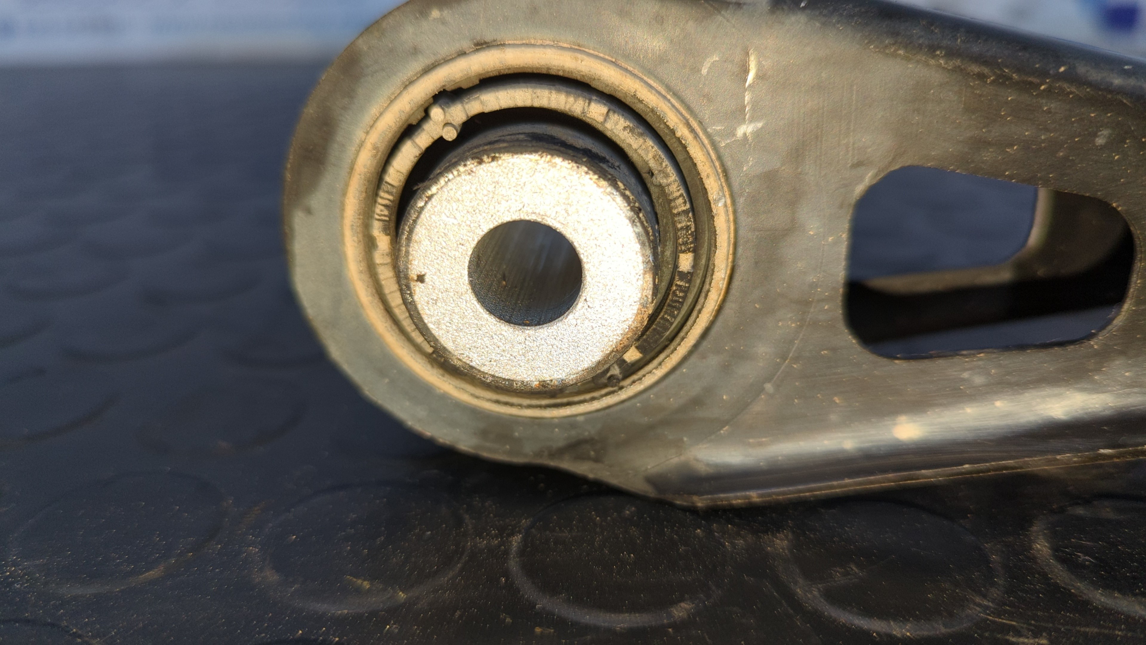 BRAZO DERECHO INFERIOR TRASERO  BMW X3 (F25) - vista 4