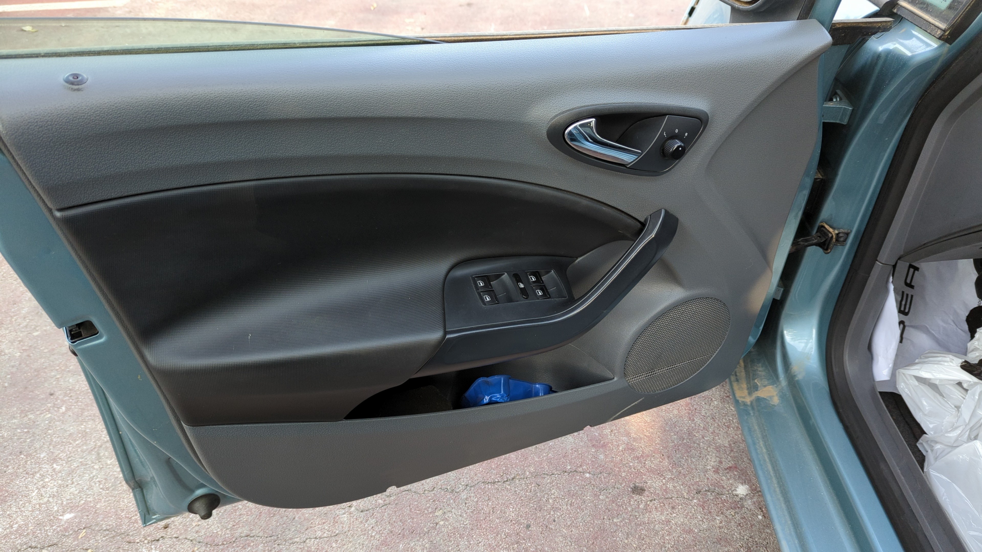 CERRADURA PUERTA TRASERA IZQUIERDA SEAT IBIZA (6J5) - vista 6