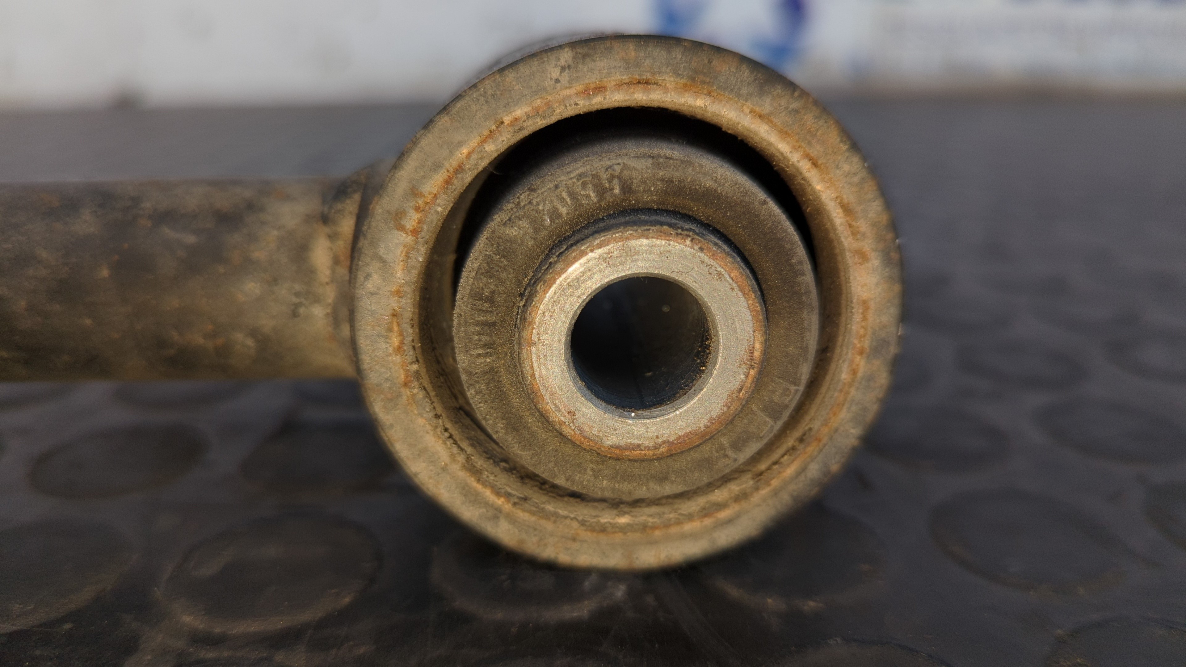 BRAZO DERECHO SUPERIOR TRASERO NISSAN TERRANO/TERRANO.II (R20) - vista 6