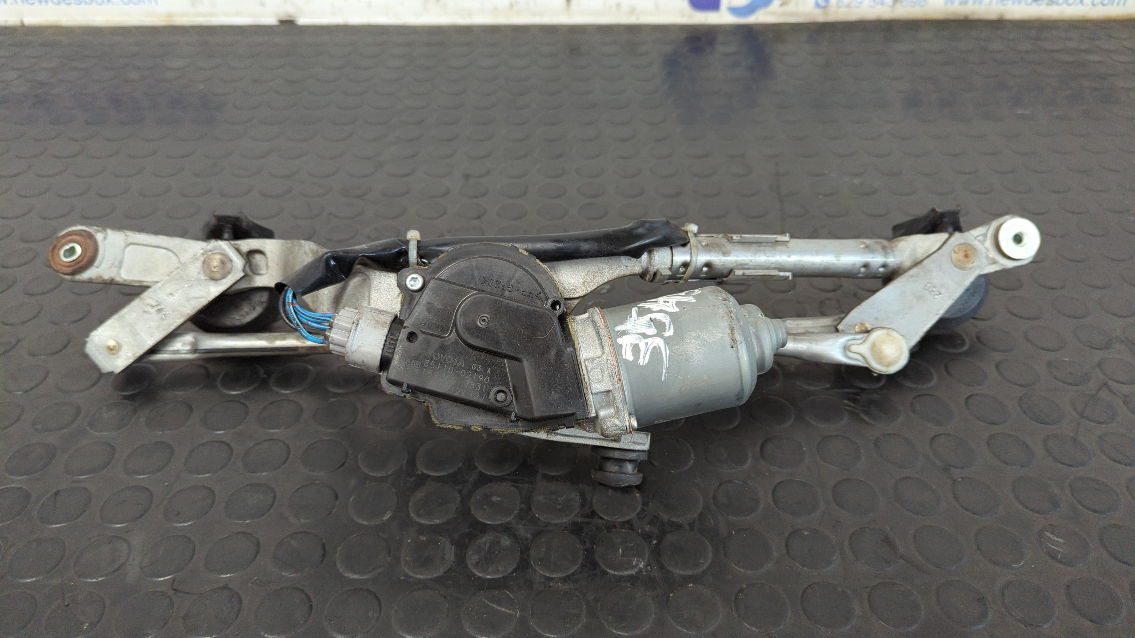 MOTOR LIMPIA DELANTERO TOYOTA AURIS - vista 4