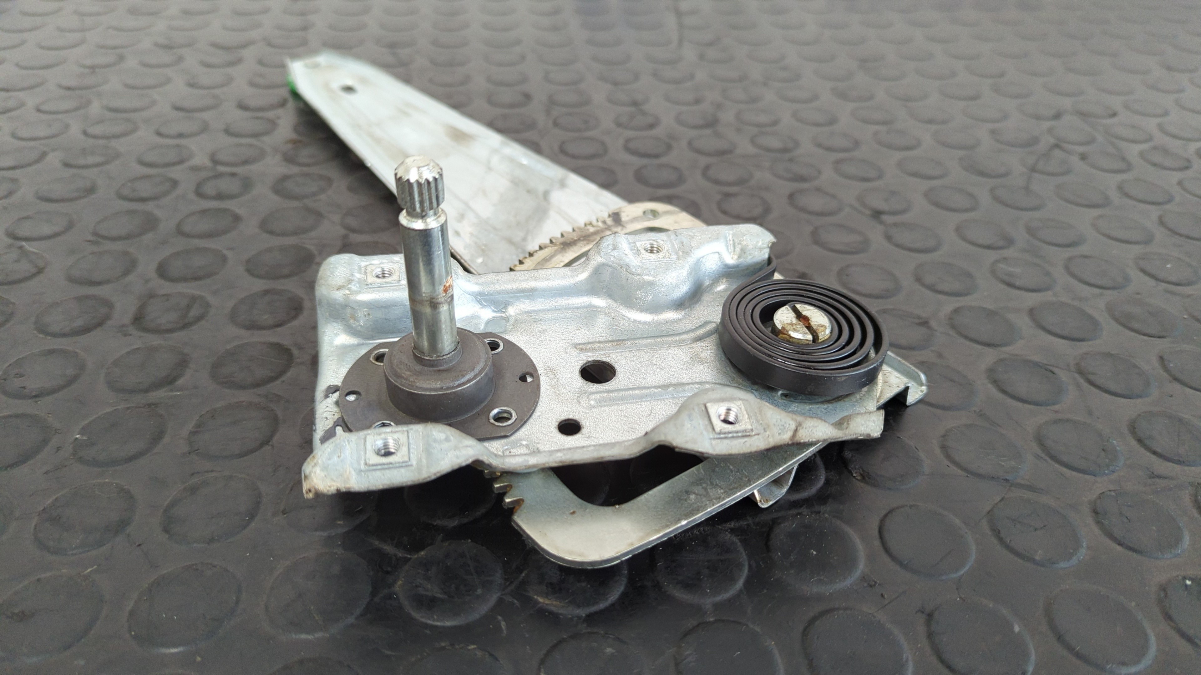 ELEVALUNAS TRASERO IZQUIERDO TOYOTA AURIS - vista 3