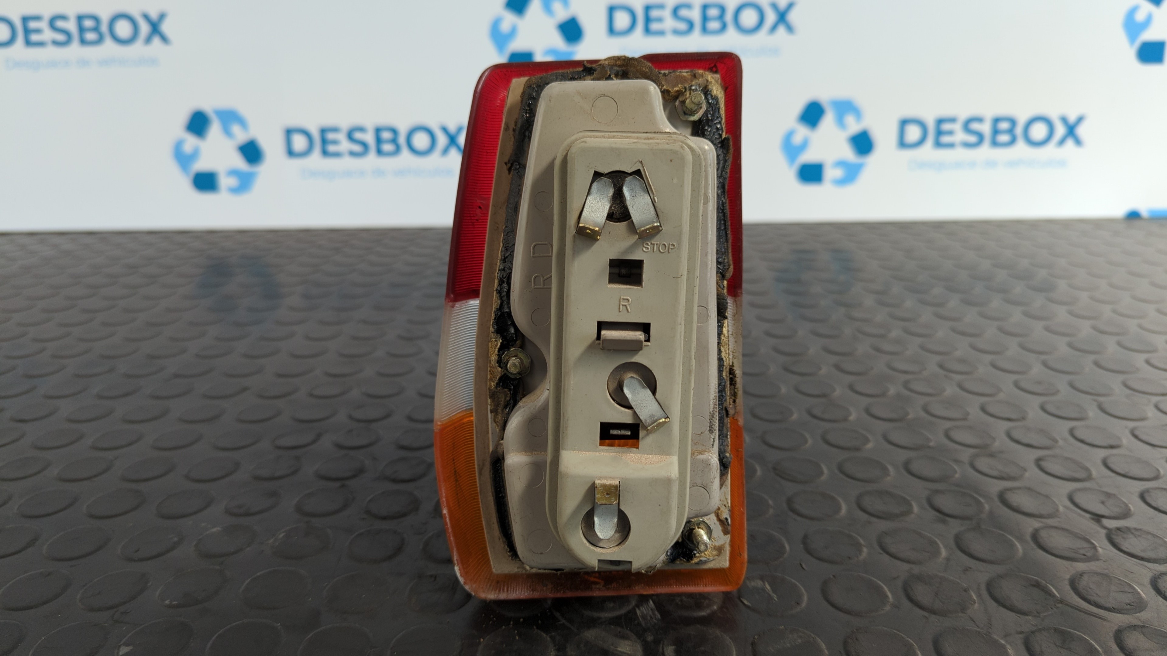 PILOTO TRASERO DERECHO FORD FIESTA BERL./EXPRESS - vista 5