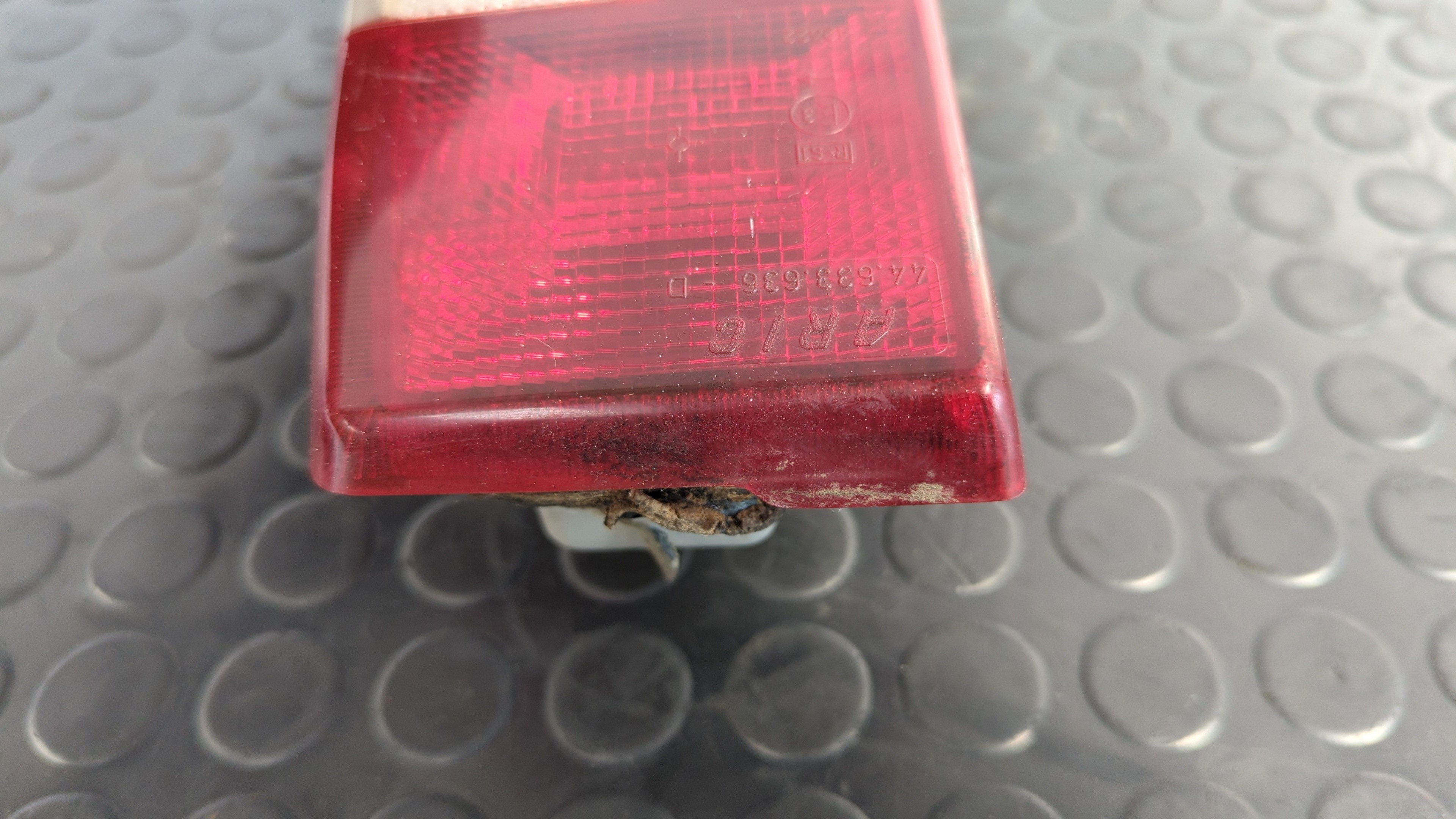 PILOTO TRASERO DERECHO FORD FIESTA BERL./EXPRESS - vista 6