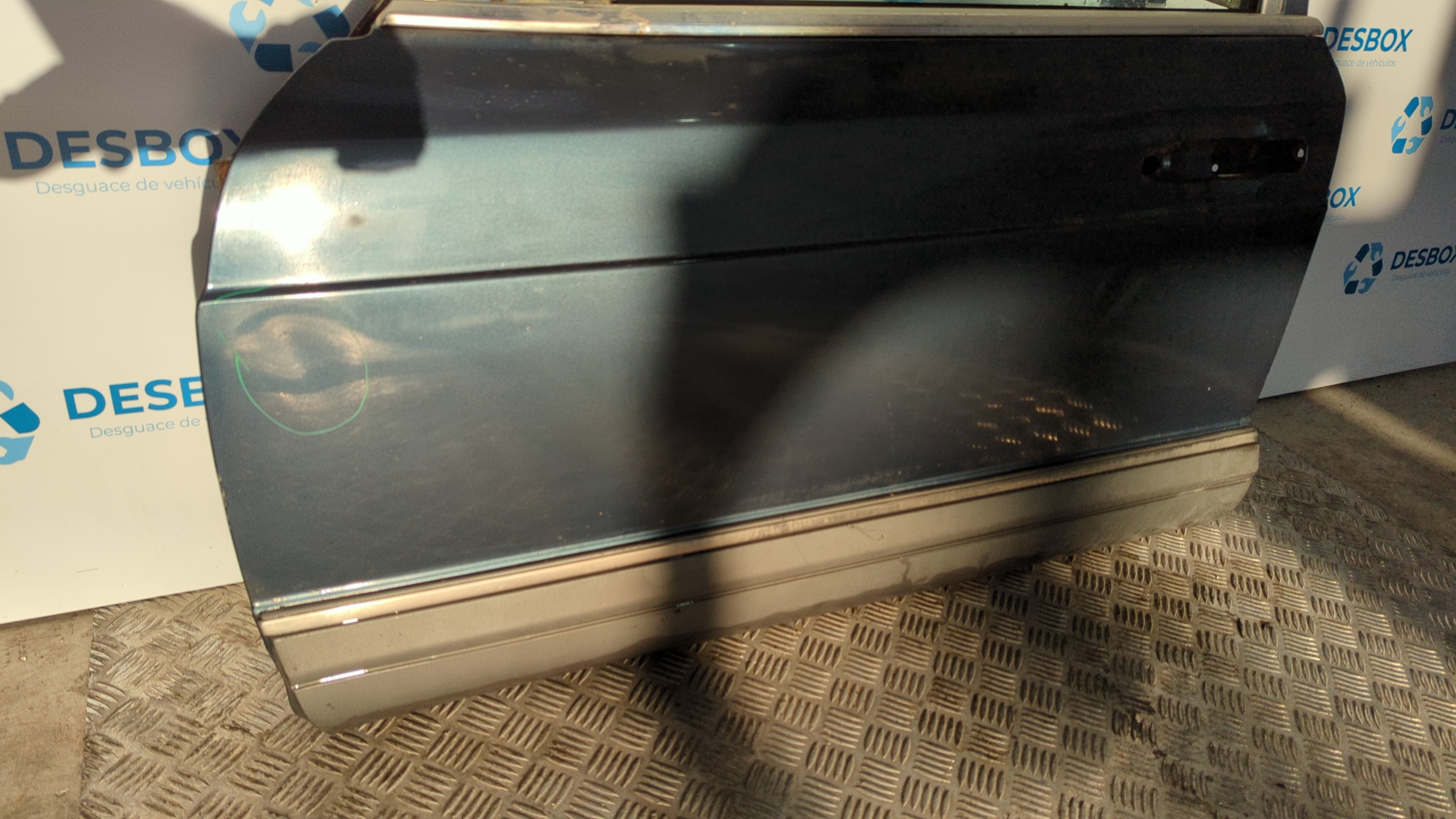 PUERTA DELANTERA IZQUIERDA MERCEDES-BENZ CLASE S (W126) - vista 6