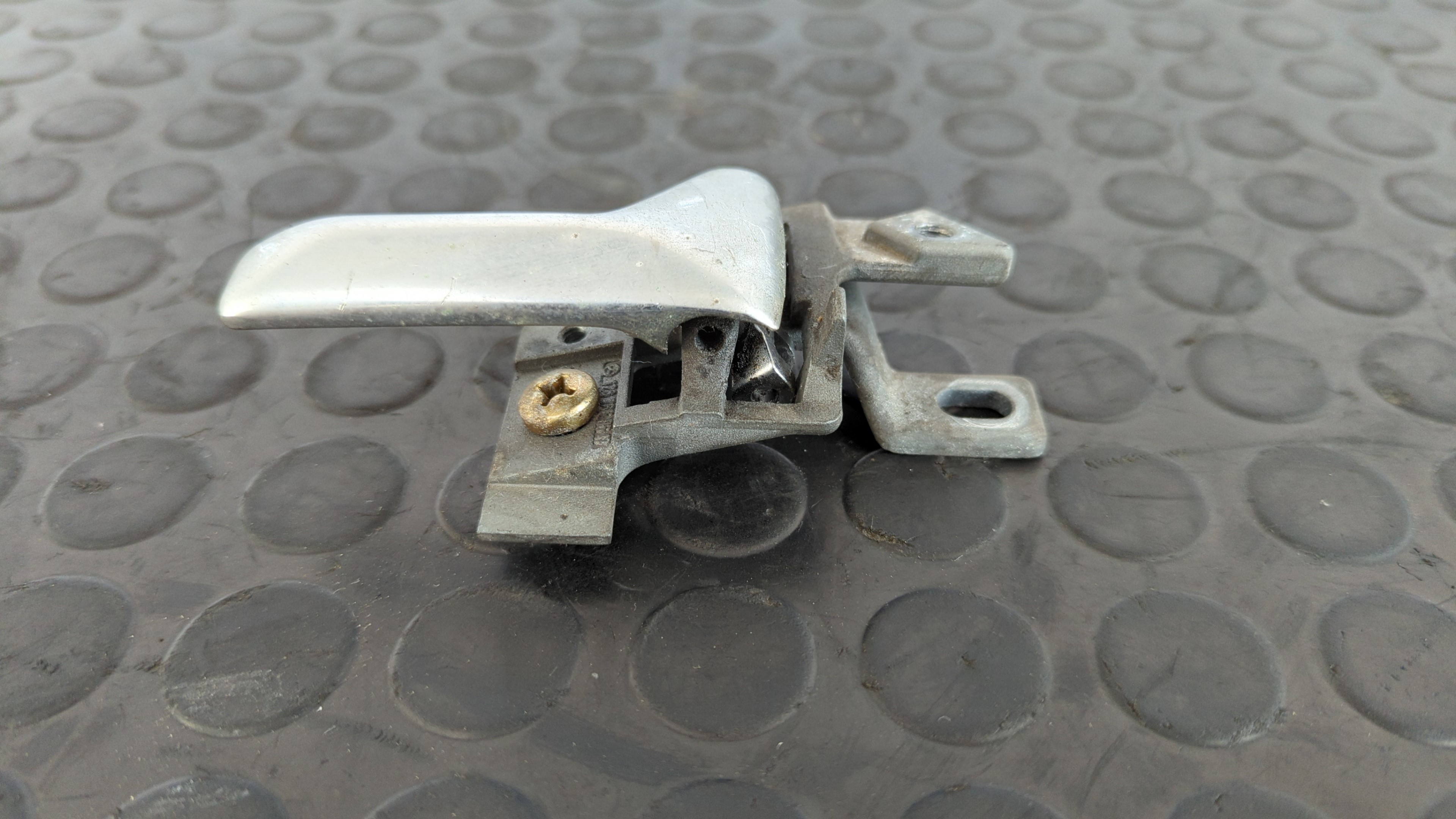 MANETA INTERIOR DELANTERA DERECHA MERCEDES CLASE S (W126) - vista 3