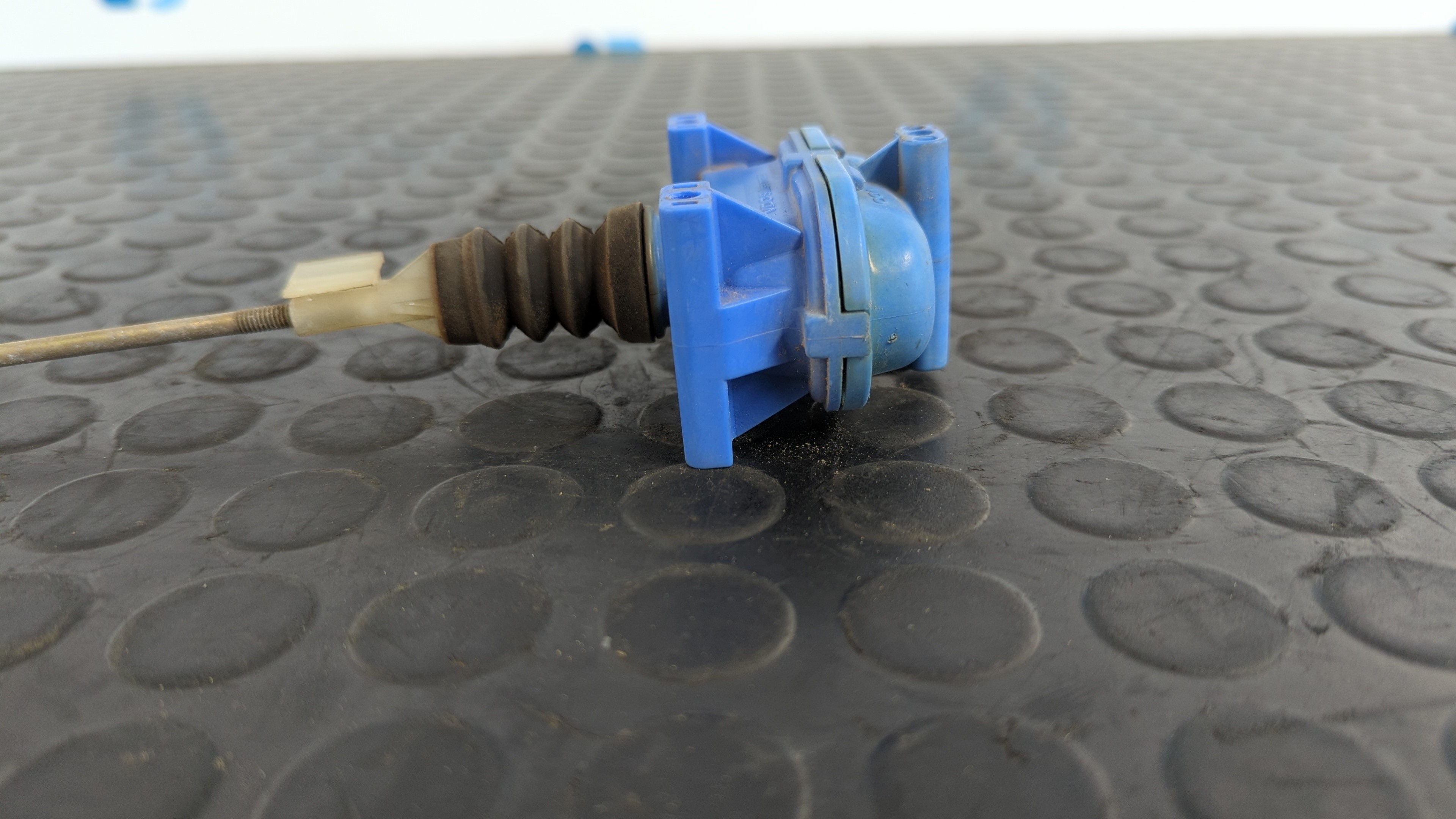 MOTOR CIERRE CENTRALIZADO TRASERO IZQUIERDO MERCEDES-BENZ CLASE S (W126) - vista 5