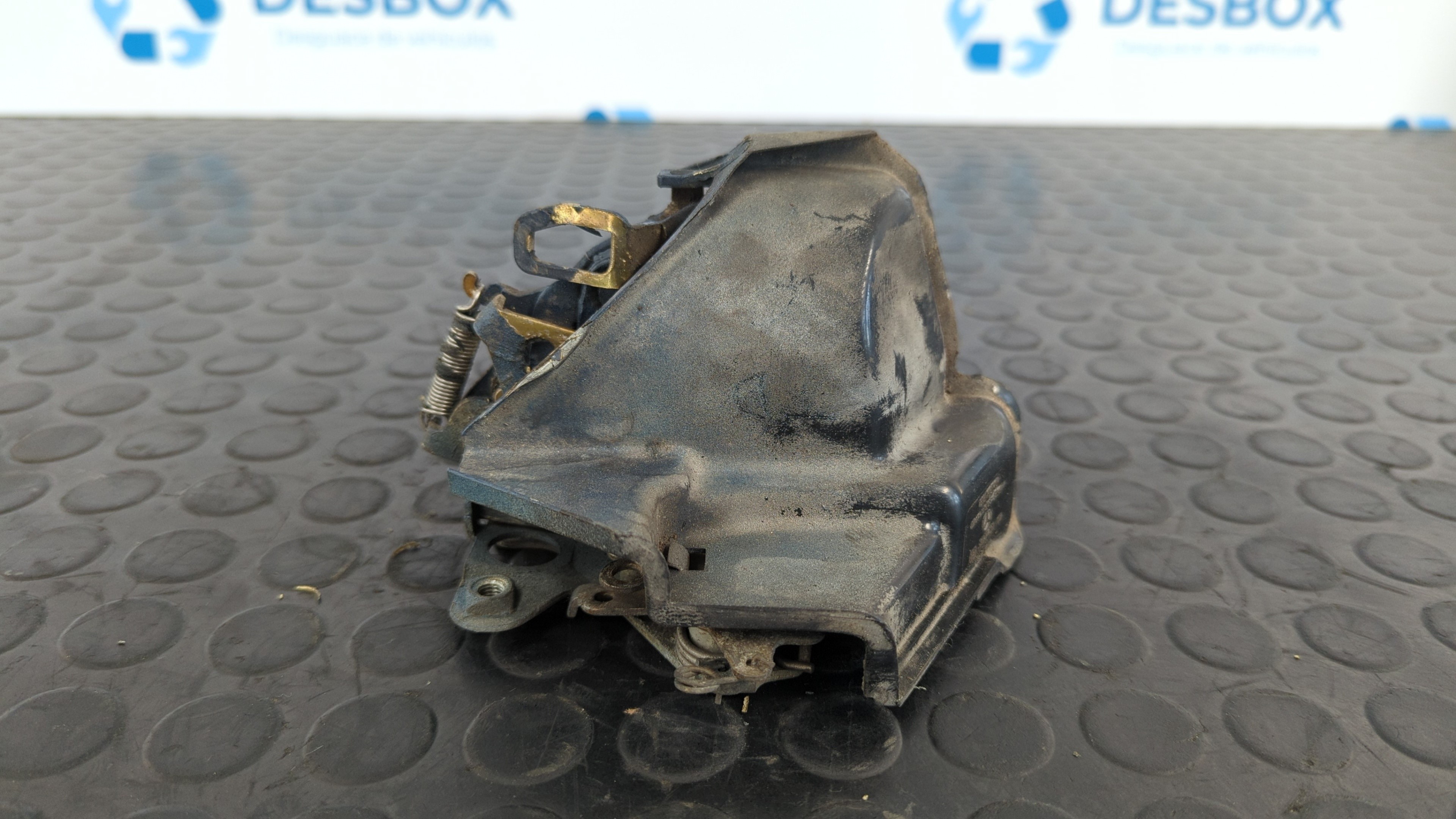 CERRADURA PUERTA TRASERA DERECHA MERCEDES CLASE S (W126) - vista 4